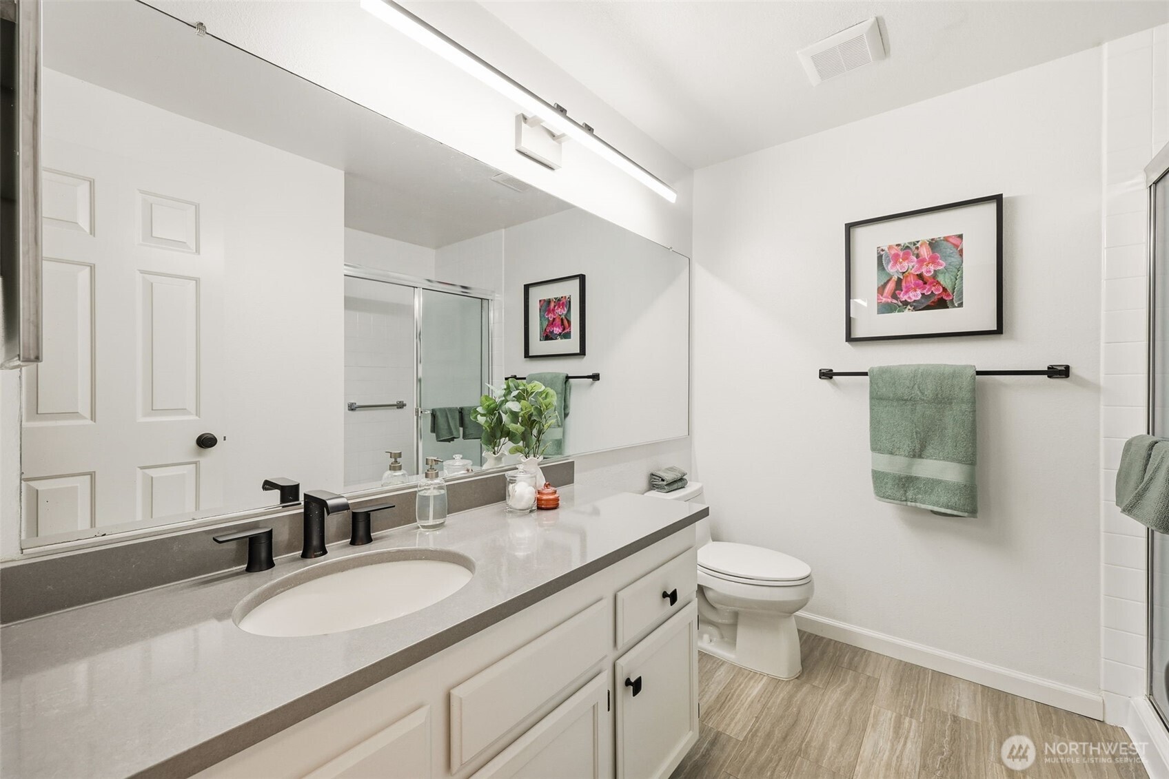 1809 N 107th Street Unit: 3-203
