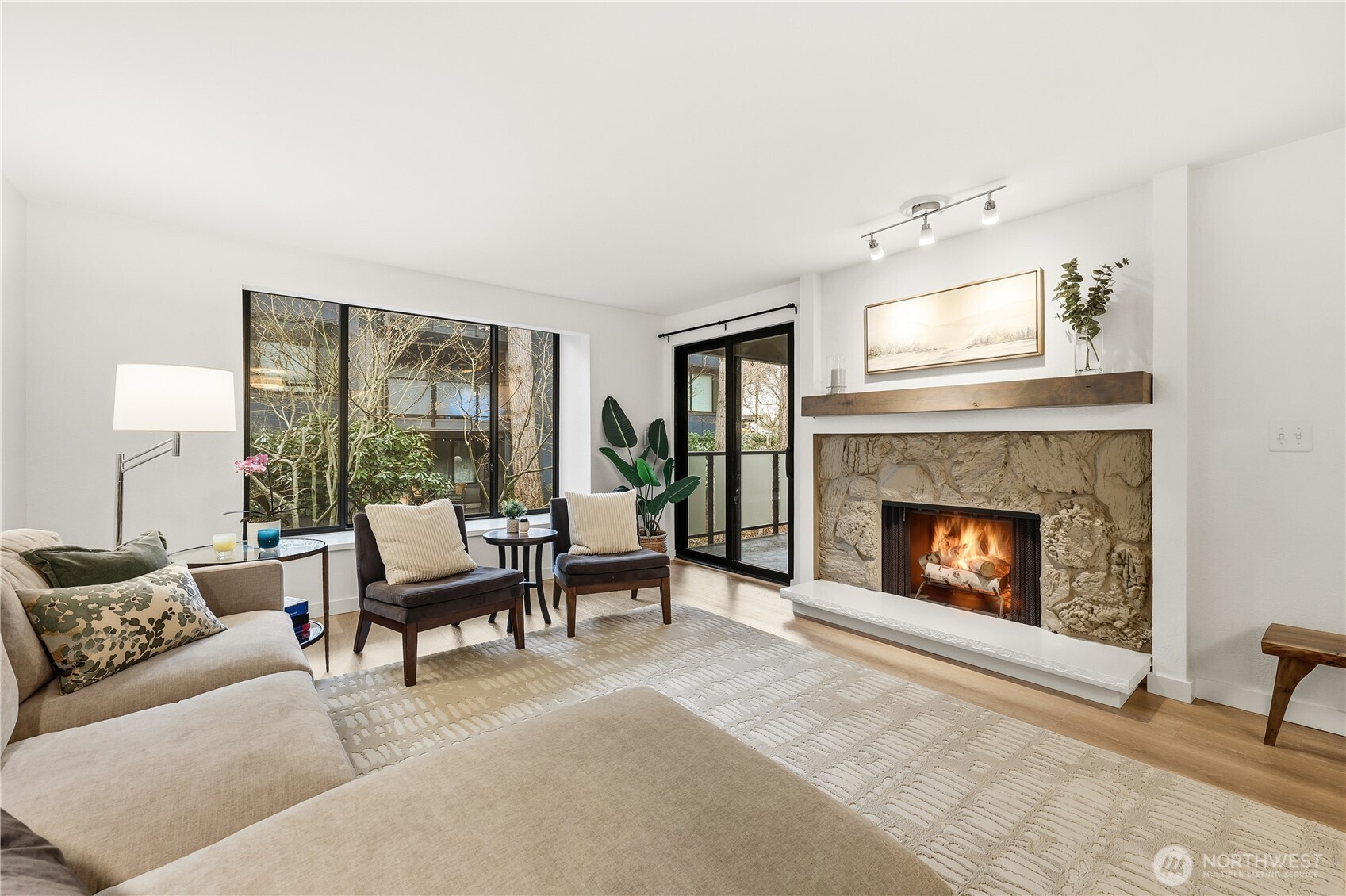 1809 N 107th Street Unit: 3-203