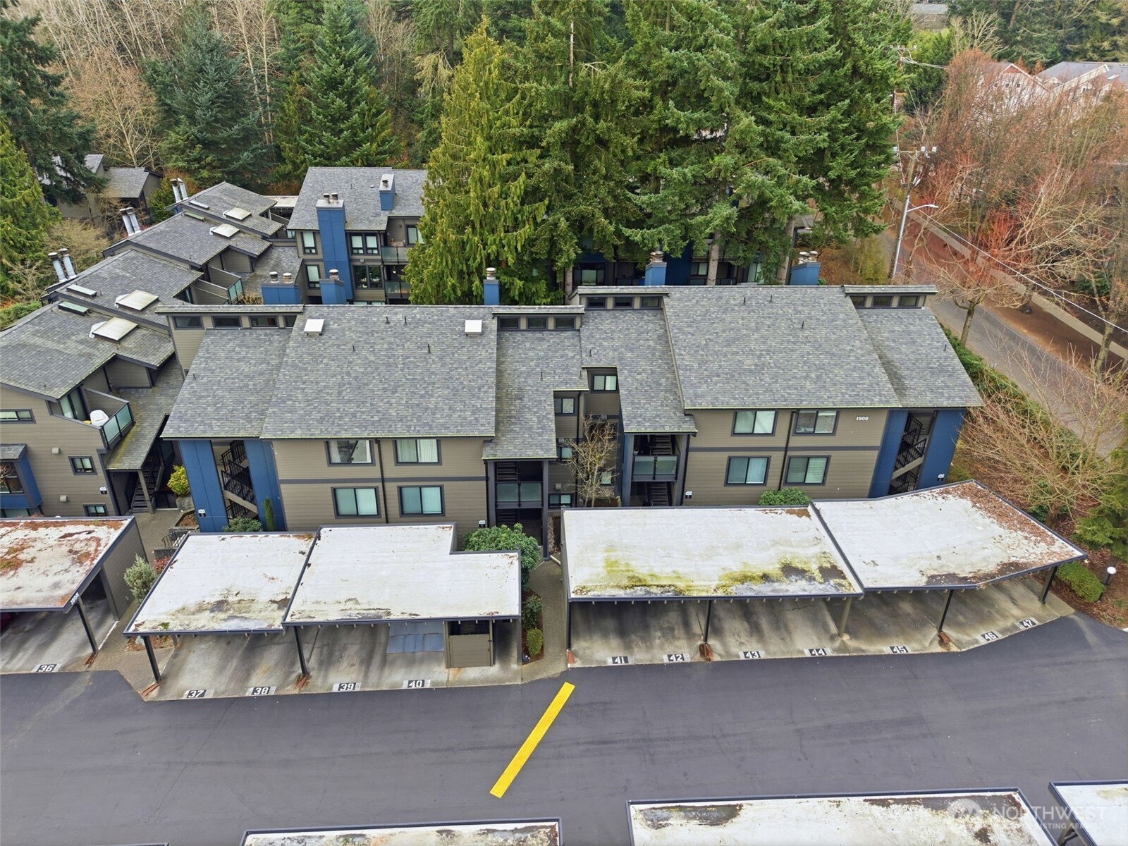 1809 N 107th Street Unit: 3-203