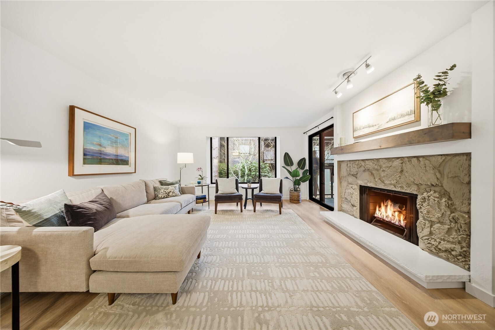 1809 N 107th Street Unit: 3-203