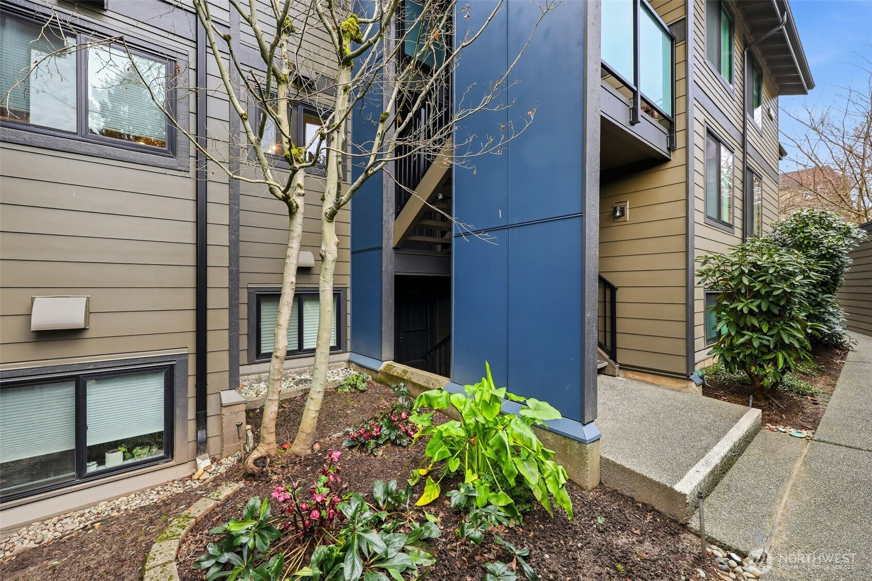 1809 N 107th Street Unit: 3-203