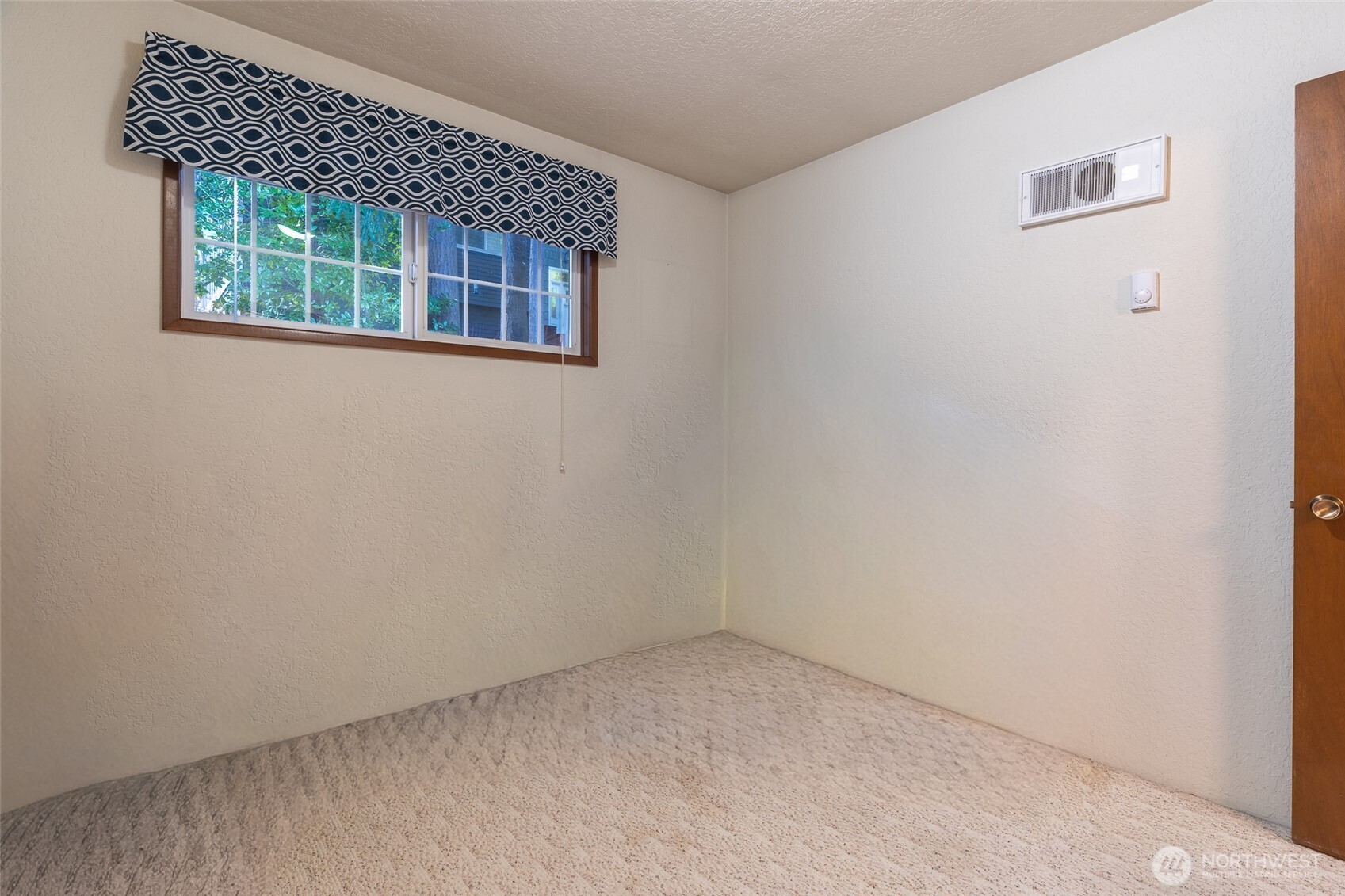 2735 NE 103rd Street