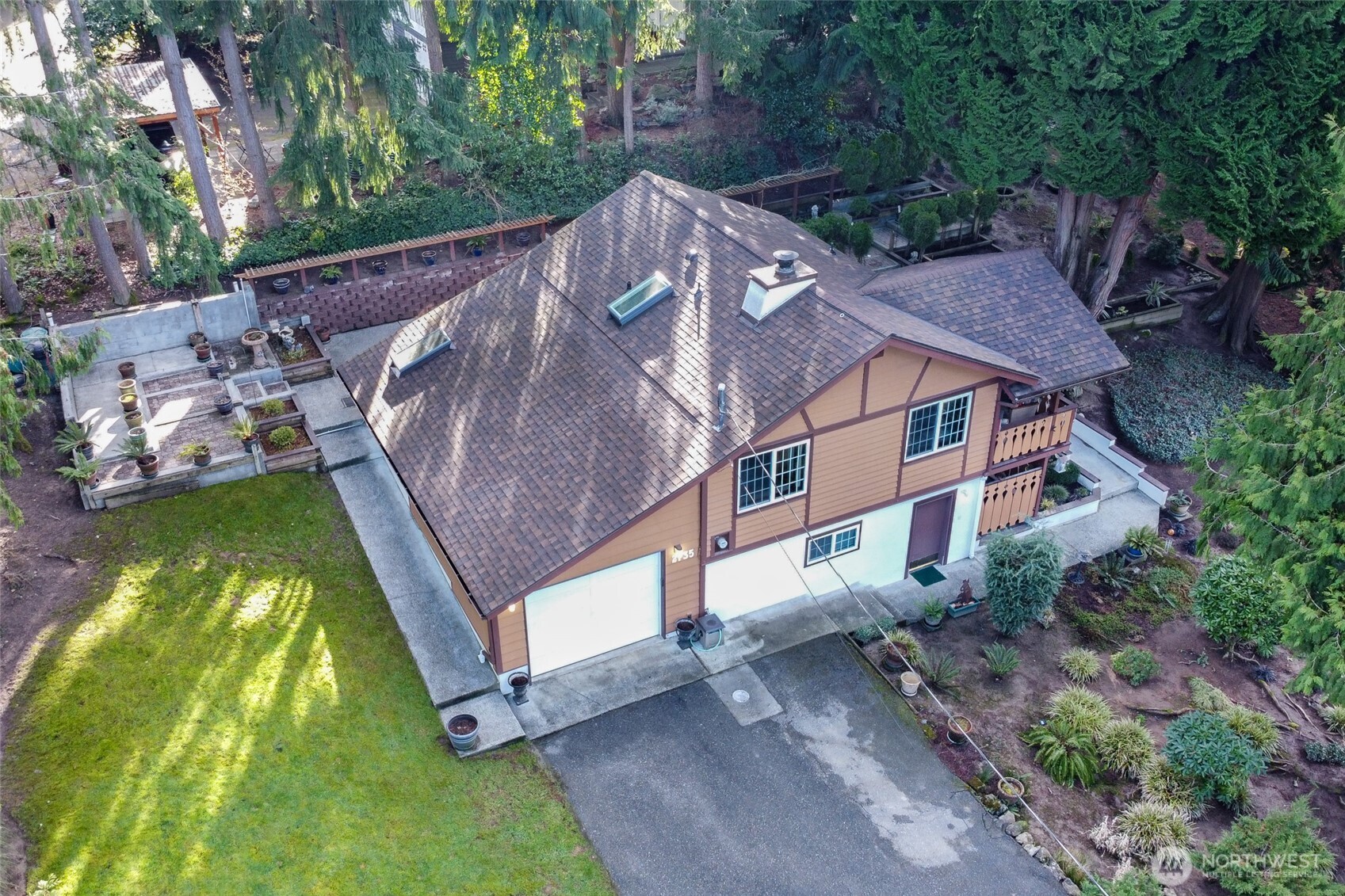 2735 NE 103rd Street