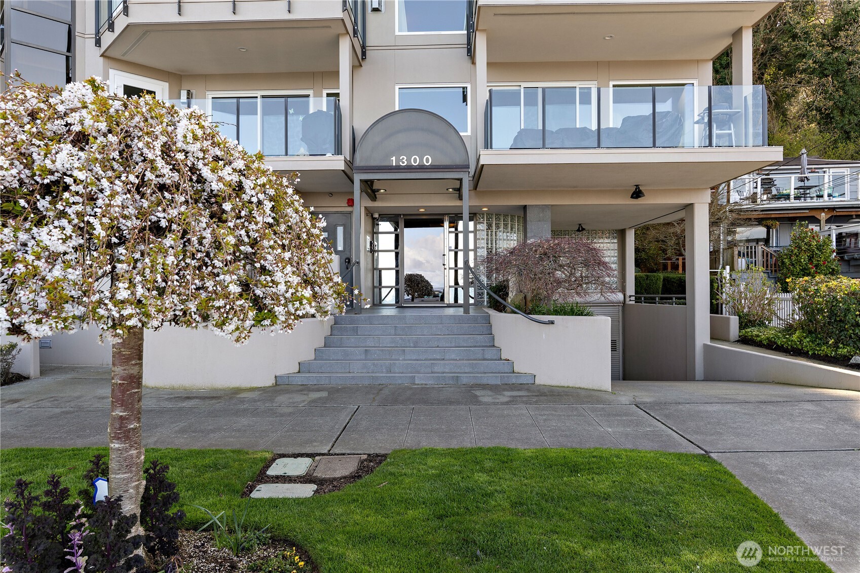 1300 Alki Avenue SW Unit: 200