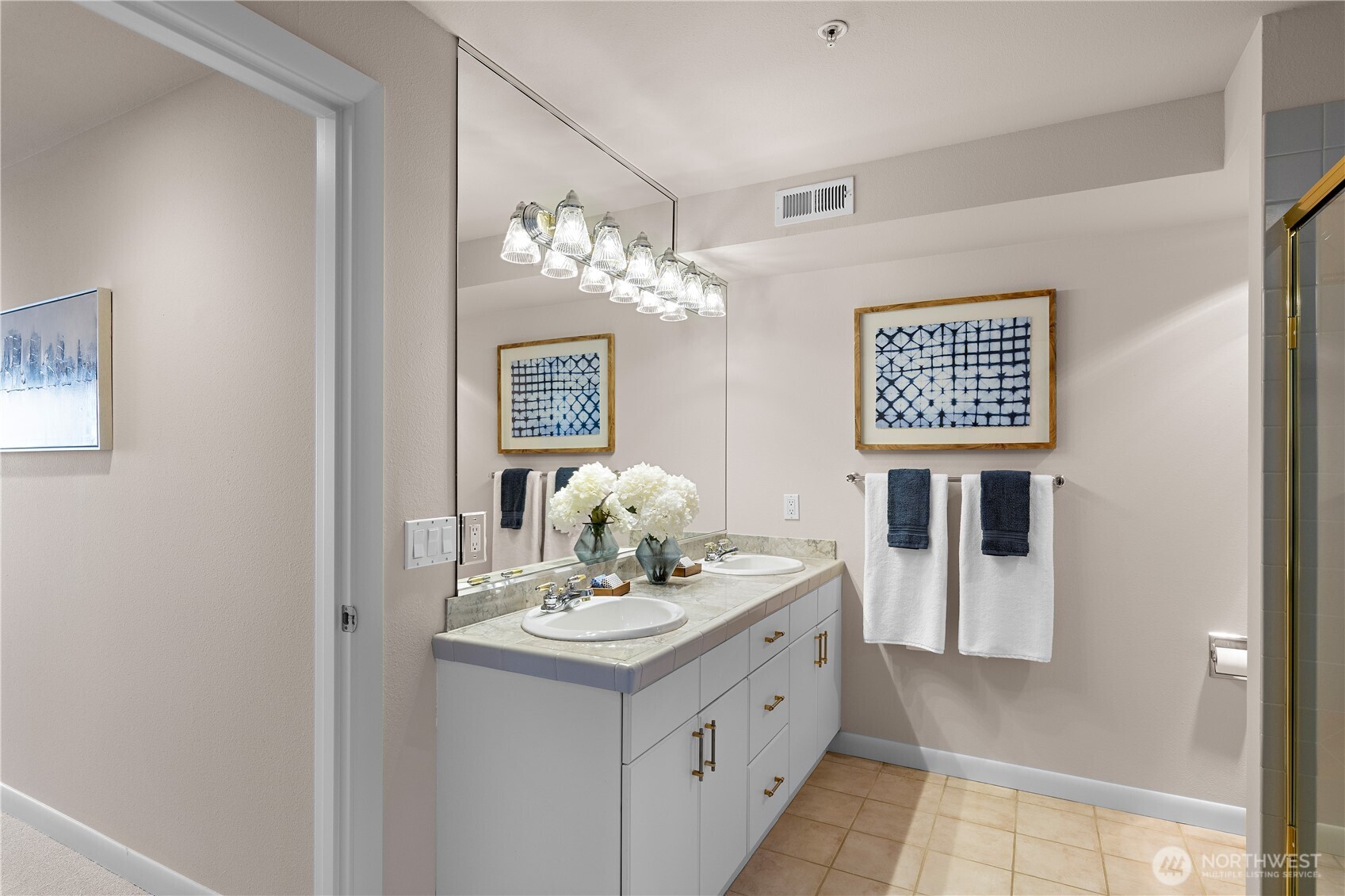 1300 Alki Avenue SW Unit: 200