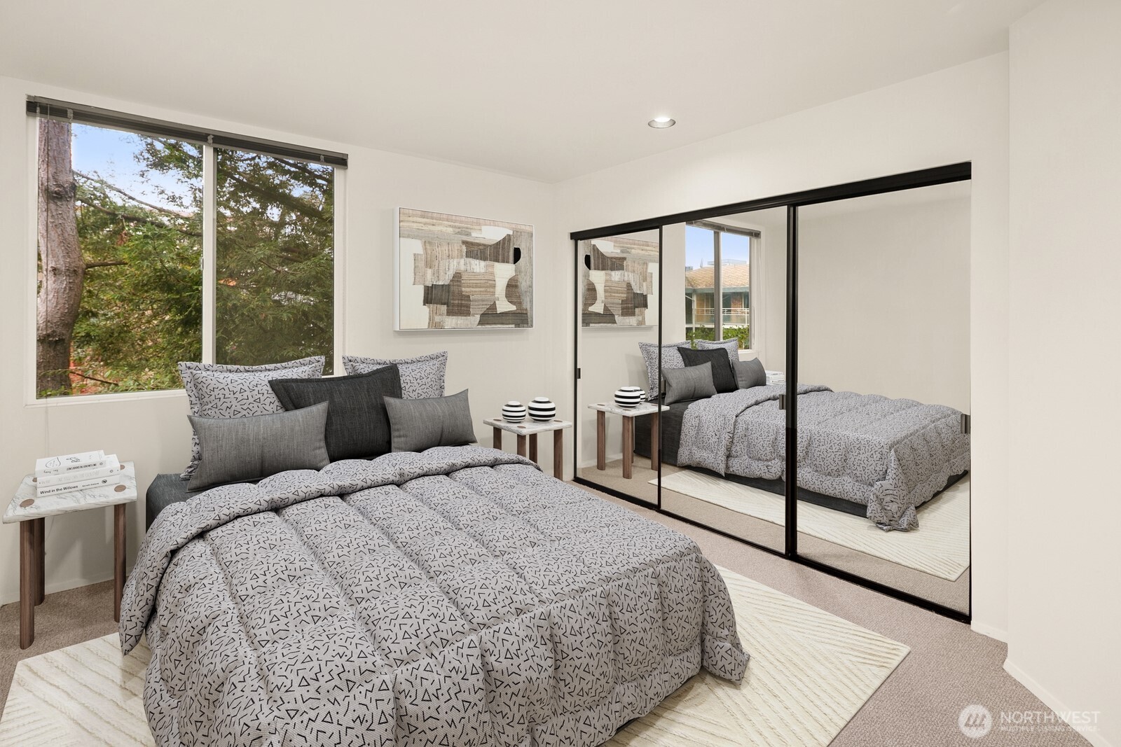 2328 Fairview Avenue E Unit: 201