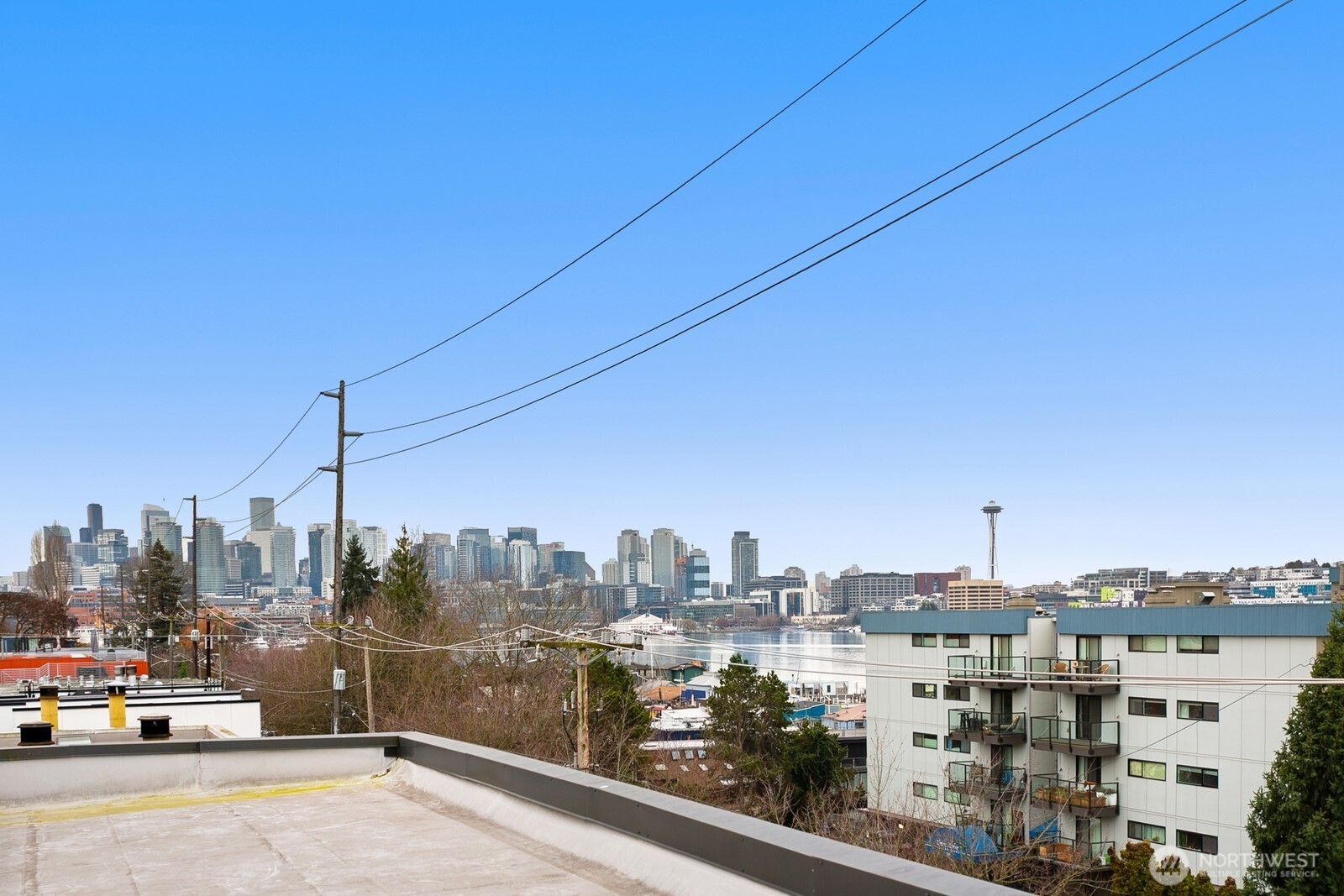 2328 Fairview Avenue E Unit: 201