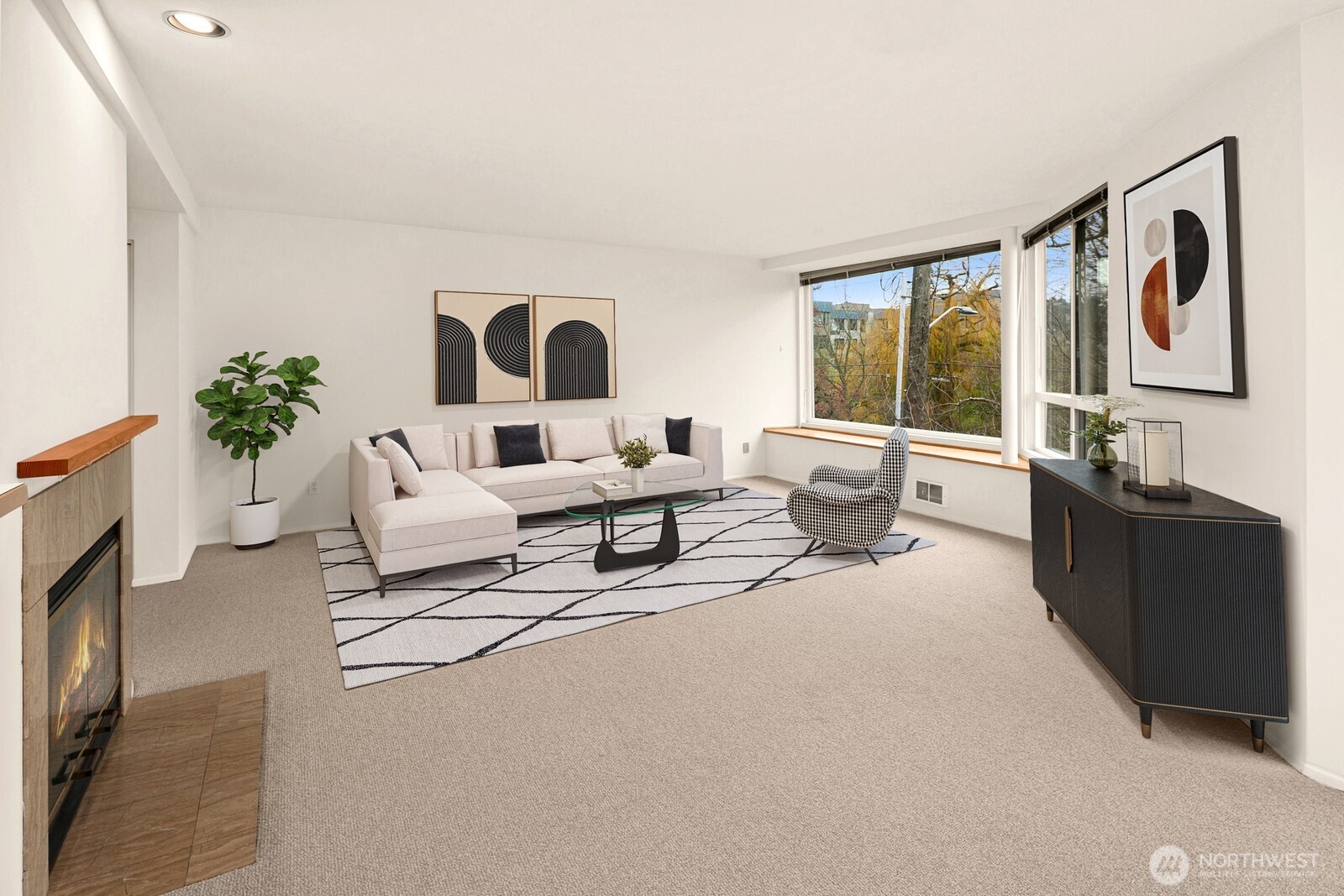 2328 Fairview Avenue E Unit: 201