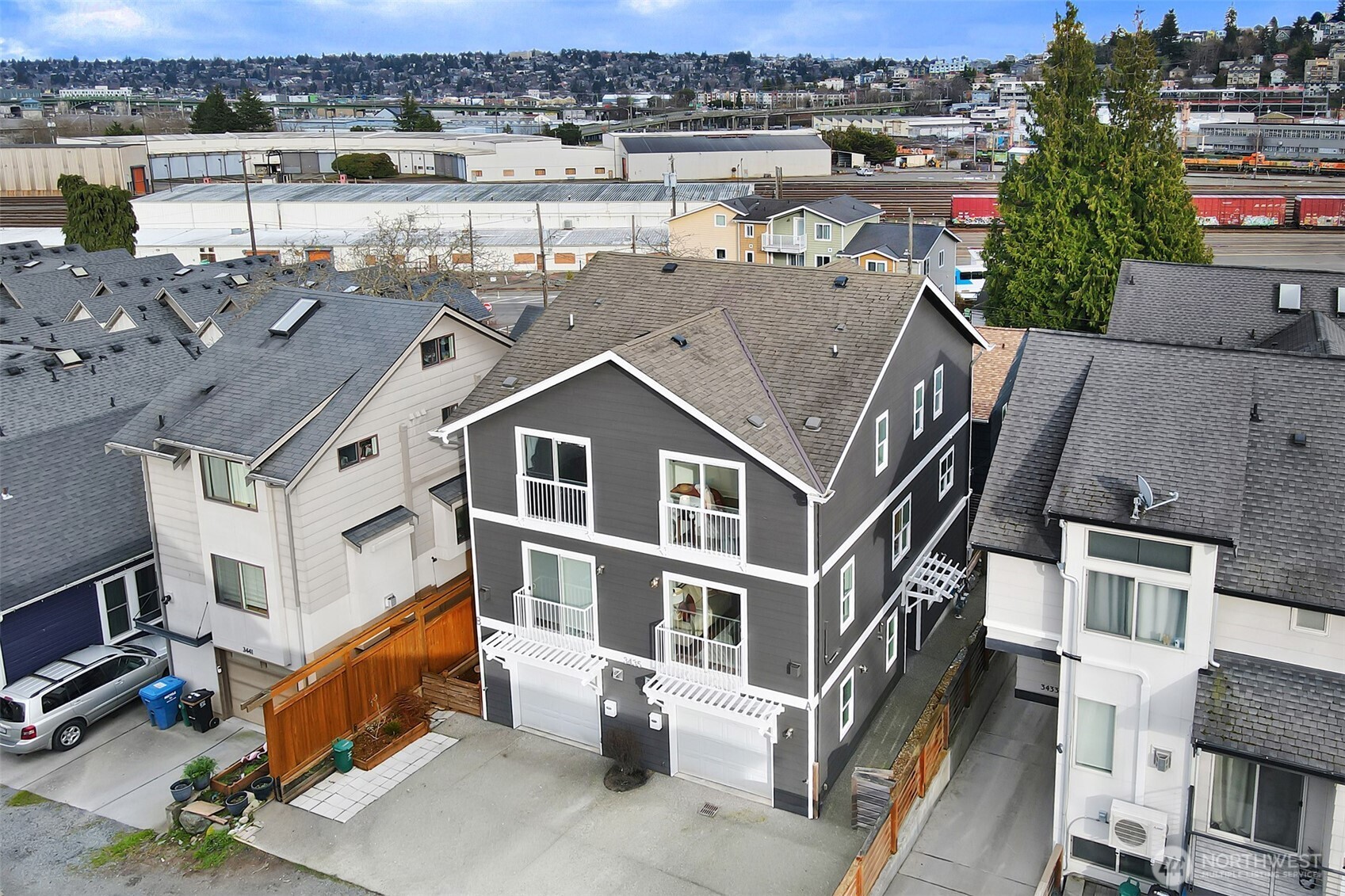 3435 21st Avenue W Unit: A