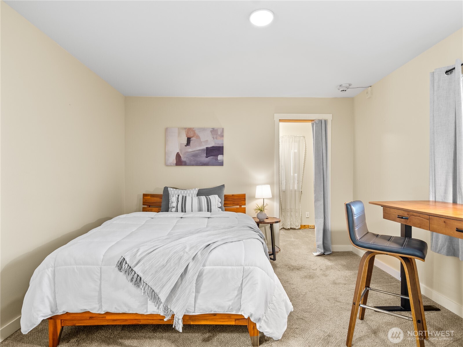 465 Winslow Way E Unit: 108