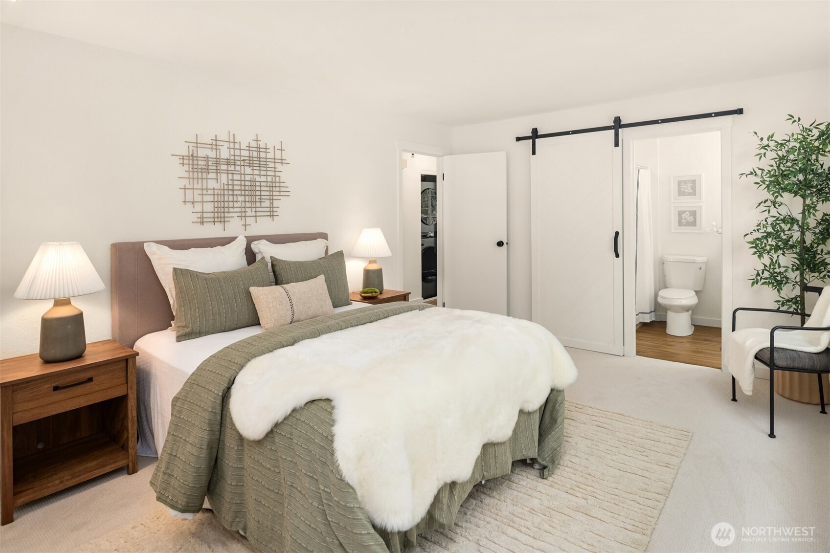 18003 108th Avenue NE Unit: B2