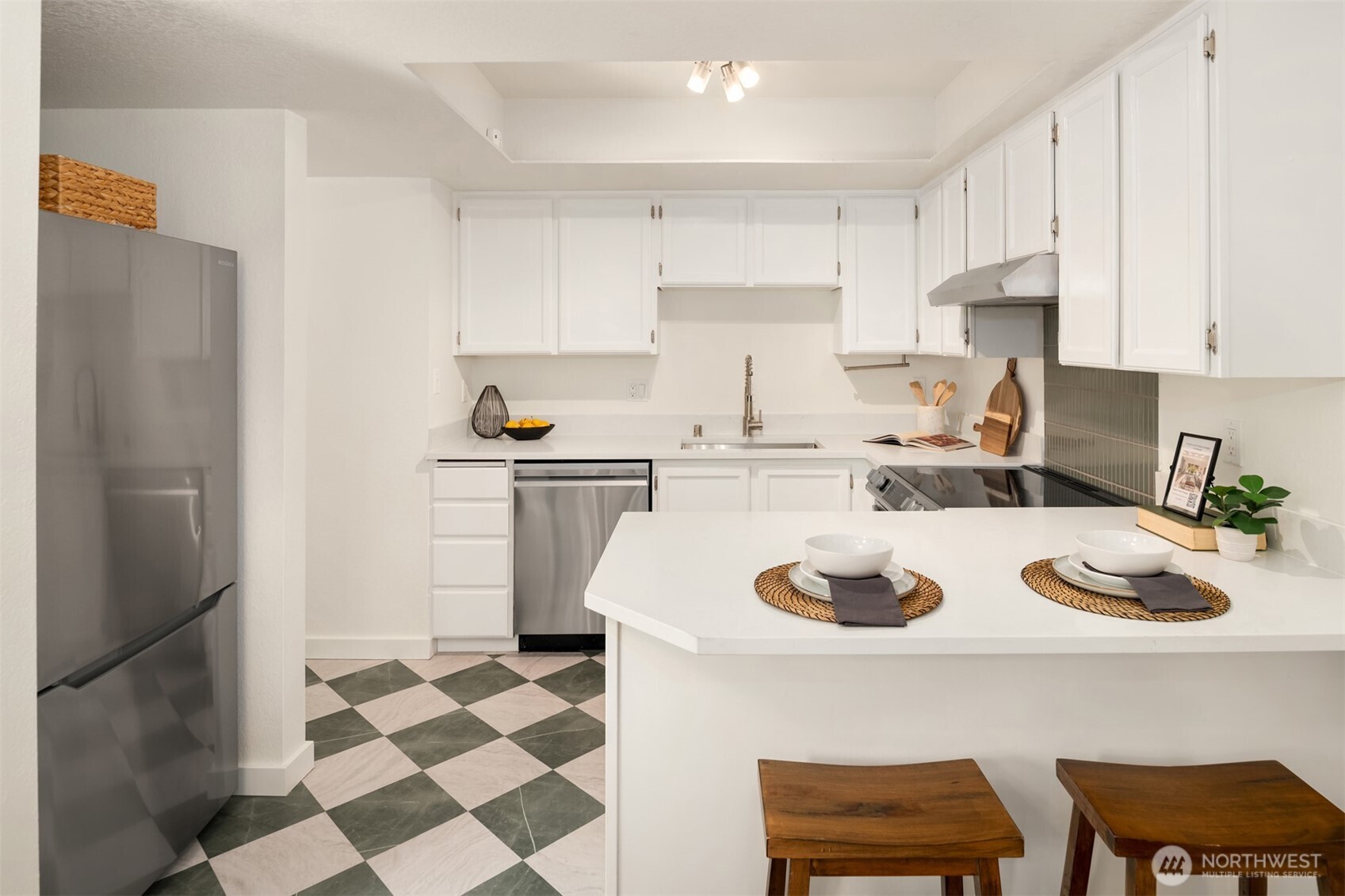 18003 108th Avenue NE Unit: B2