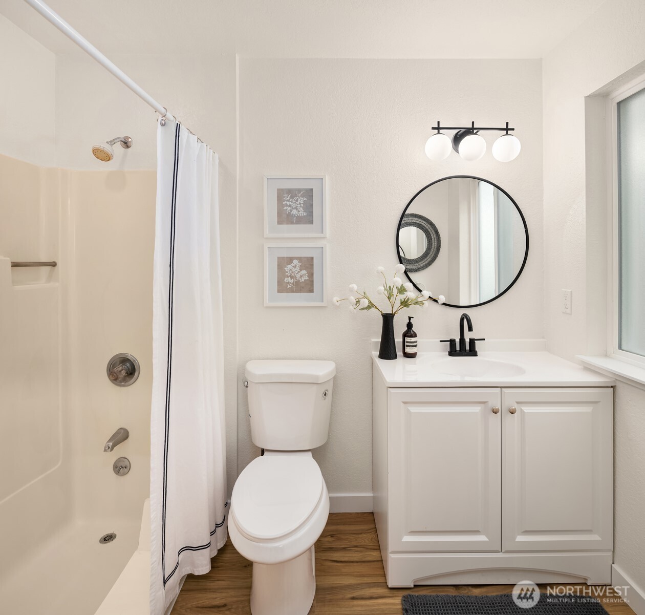 18003 108th Avenue NE Unit: B2