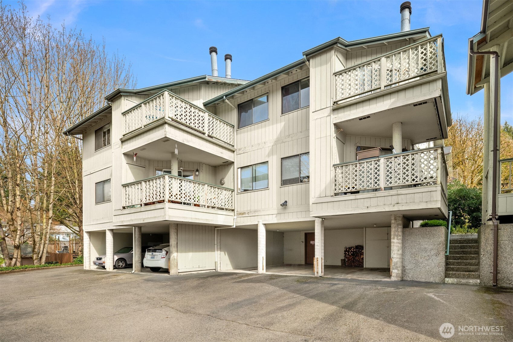 18003 108th Avenue NE Unit: B2