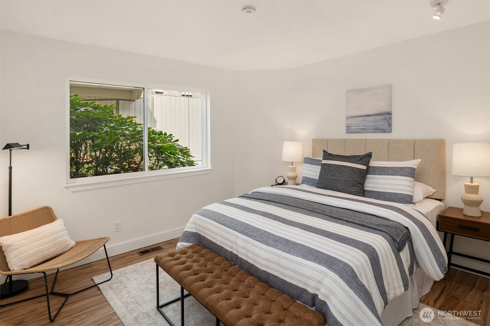 18003 108th Avenue NE Unit: B2