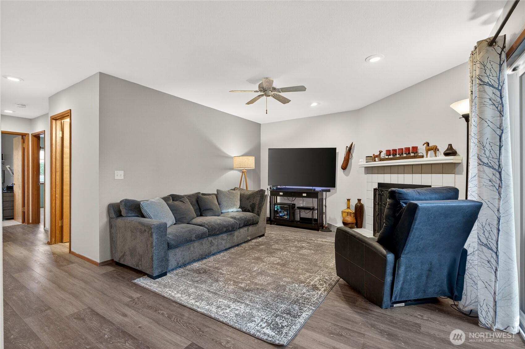 4118 212th Street SW Unit: 101C