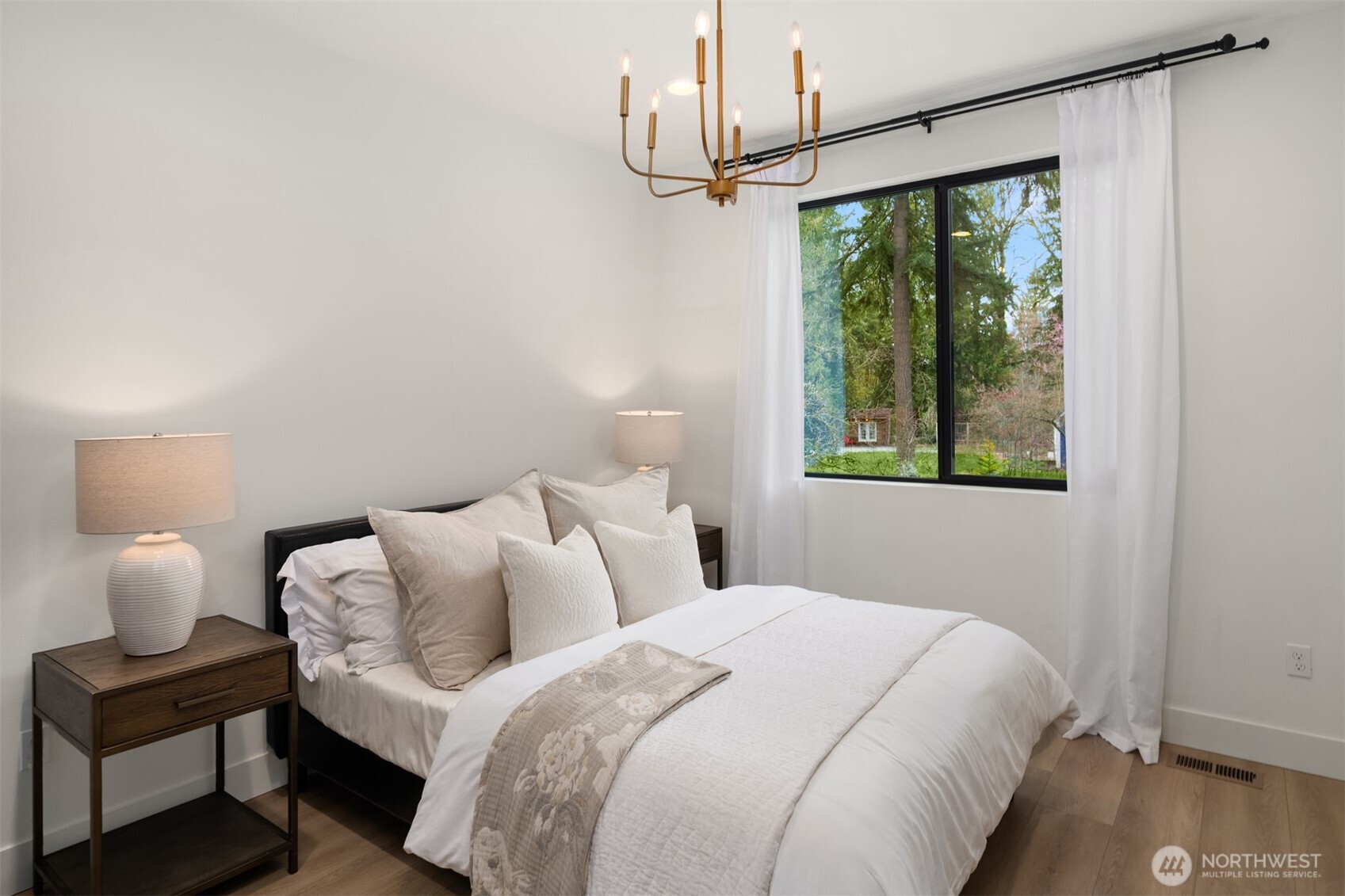 12284 196th Avenue NE