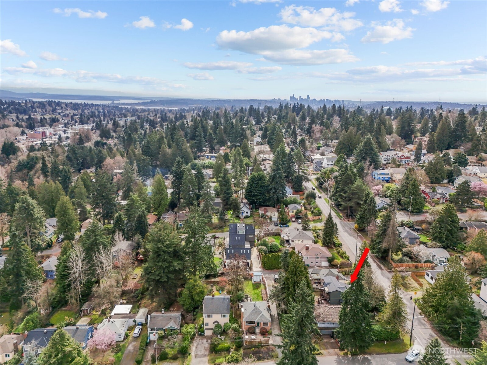 9732 15th Avenue NE