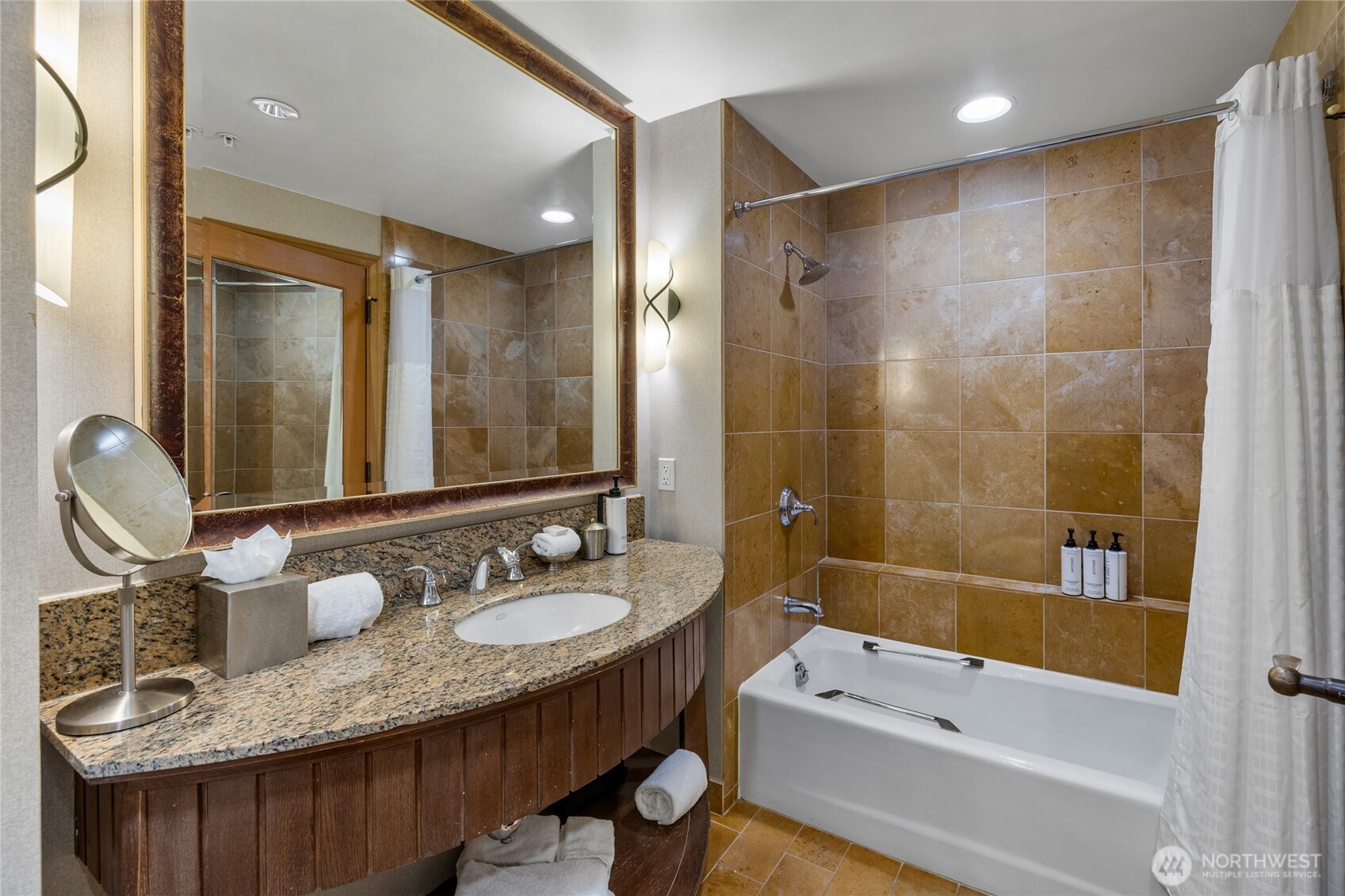 3600 Suncadia Trail Unit: 3020