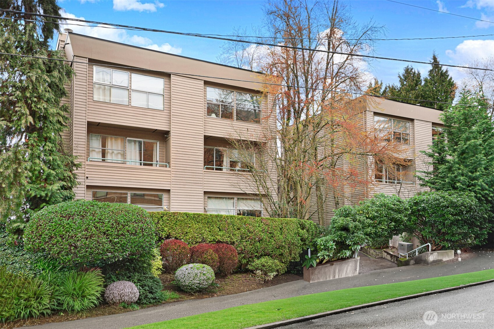 2829 Franklin Avenue E Unit: N2