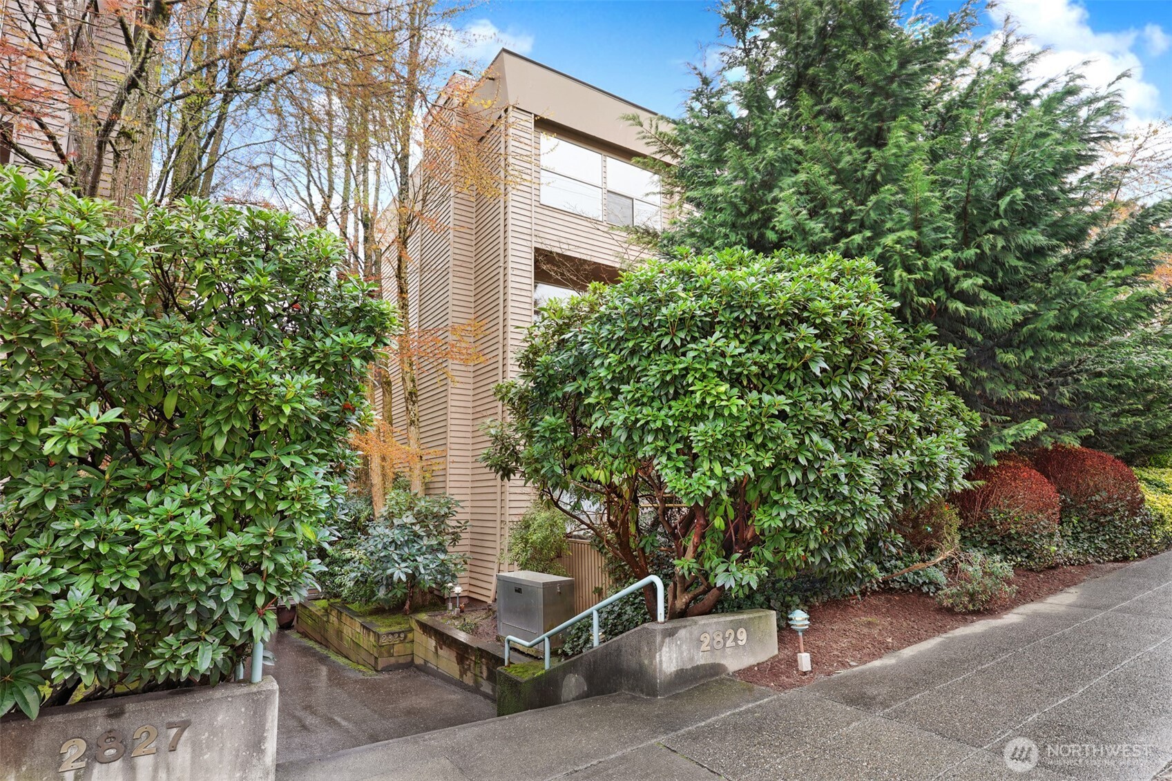 2829 Franklin Avenue E Unit: N2