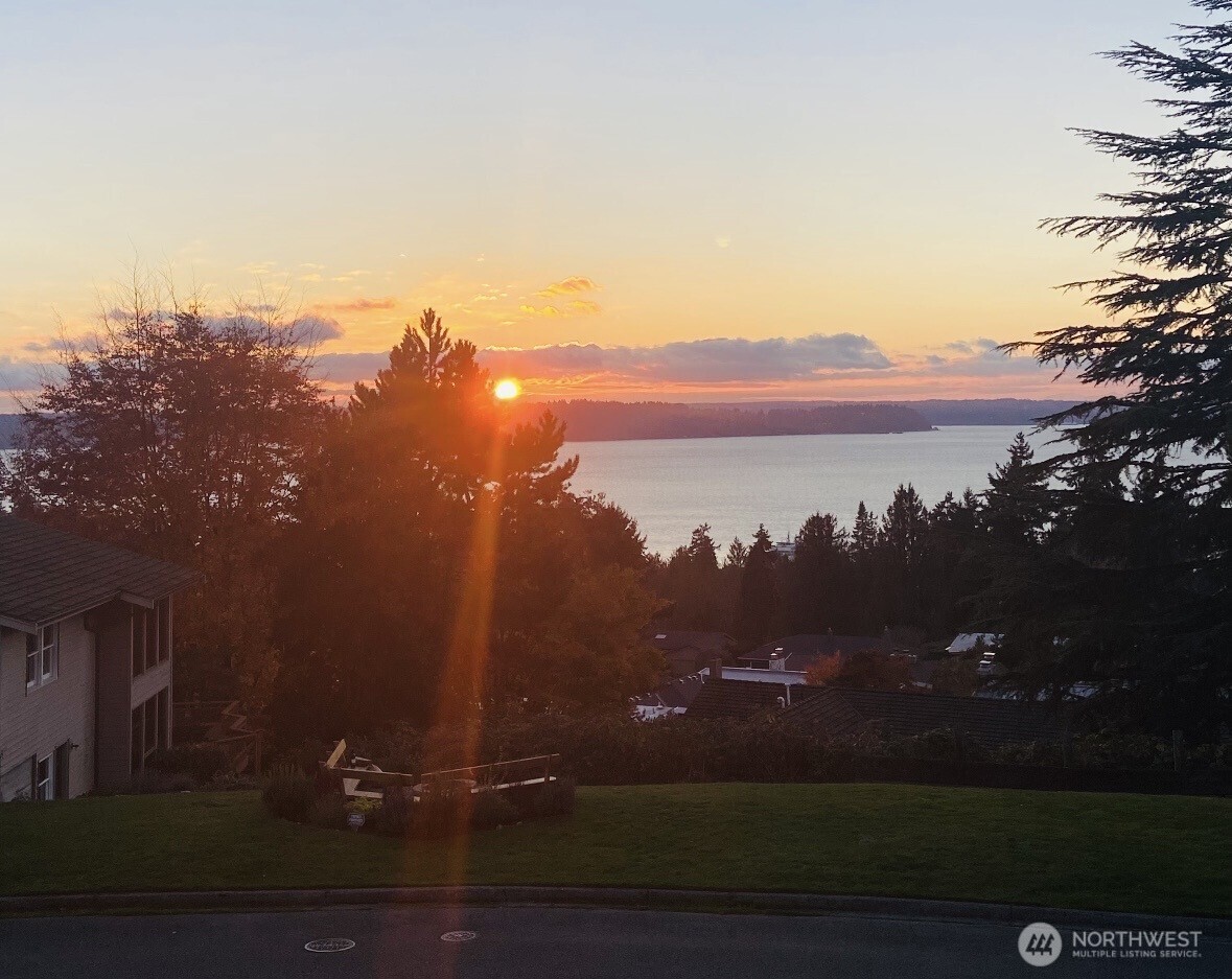 8620 Vashon View SW