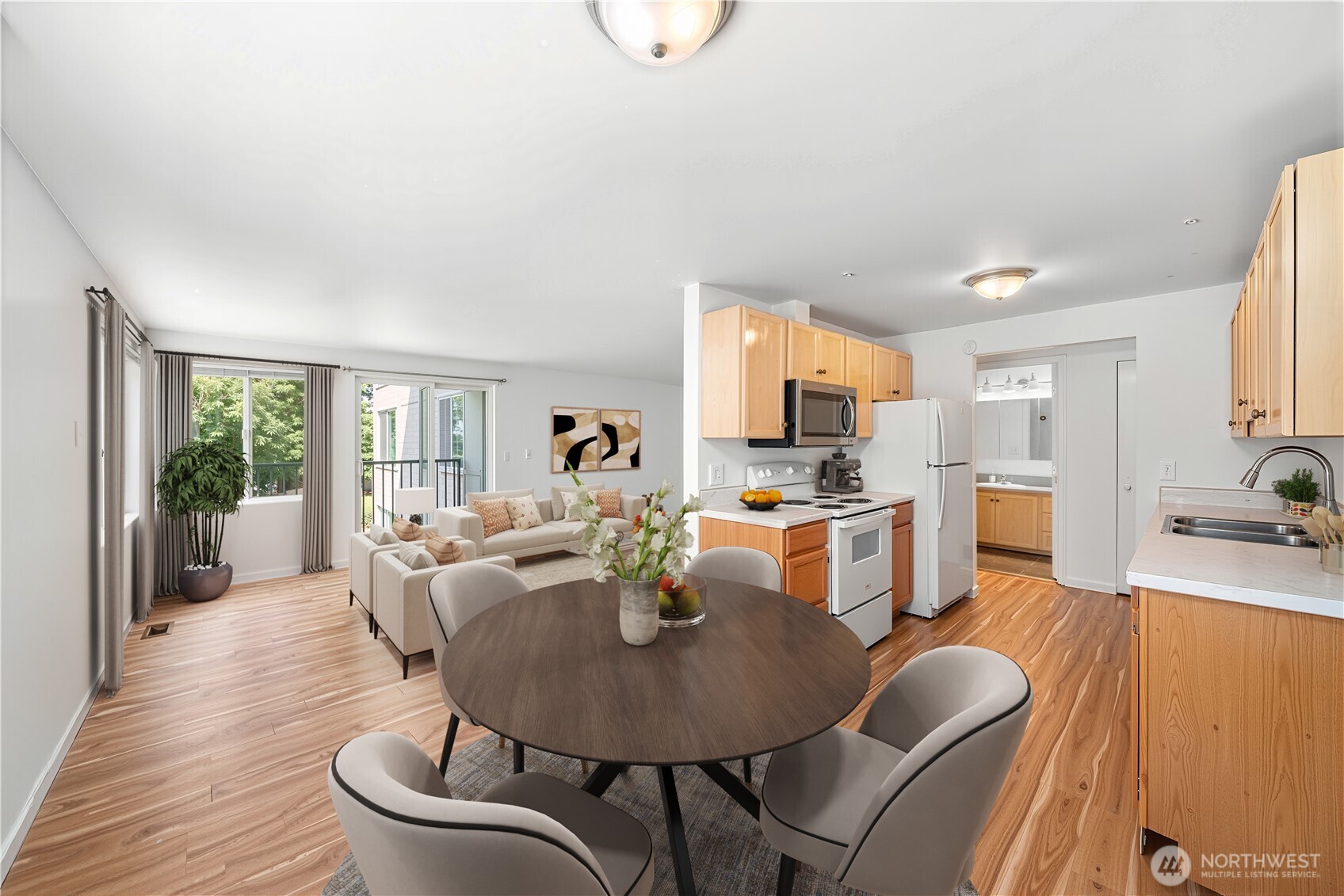 11556 Greenwood Avenue N Unit: 105