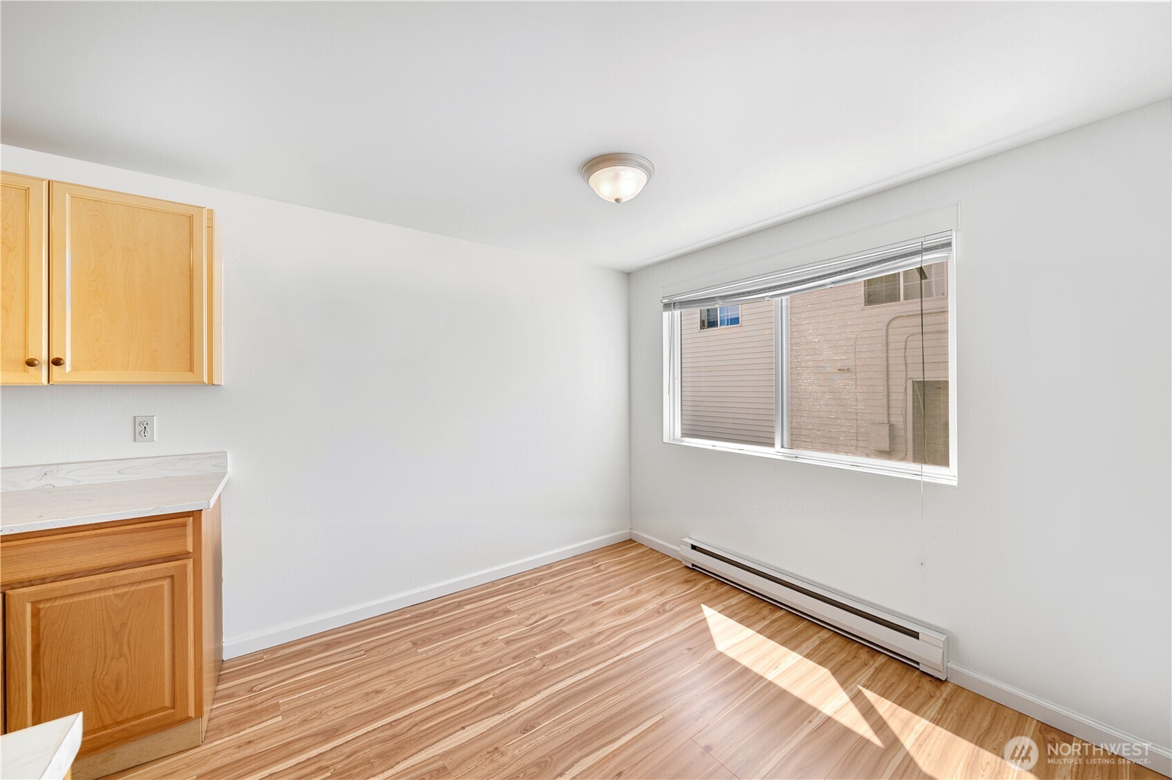 11556 Greenwood Avenue N Unit: 105