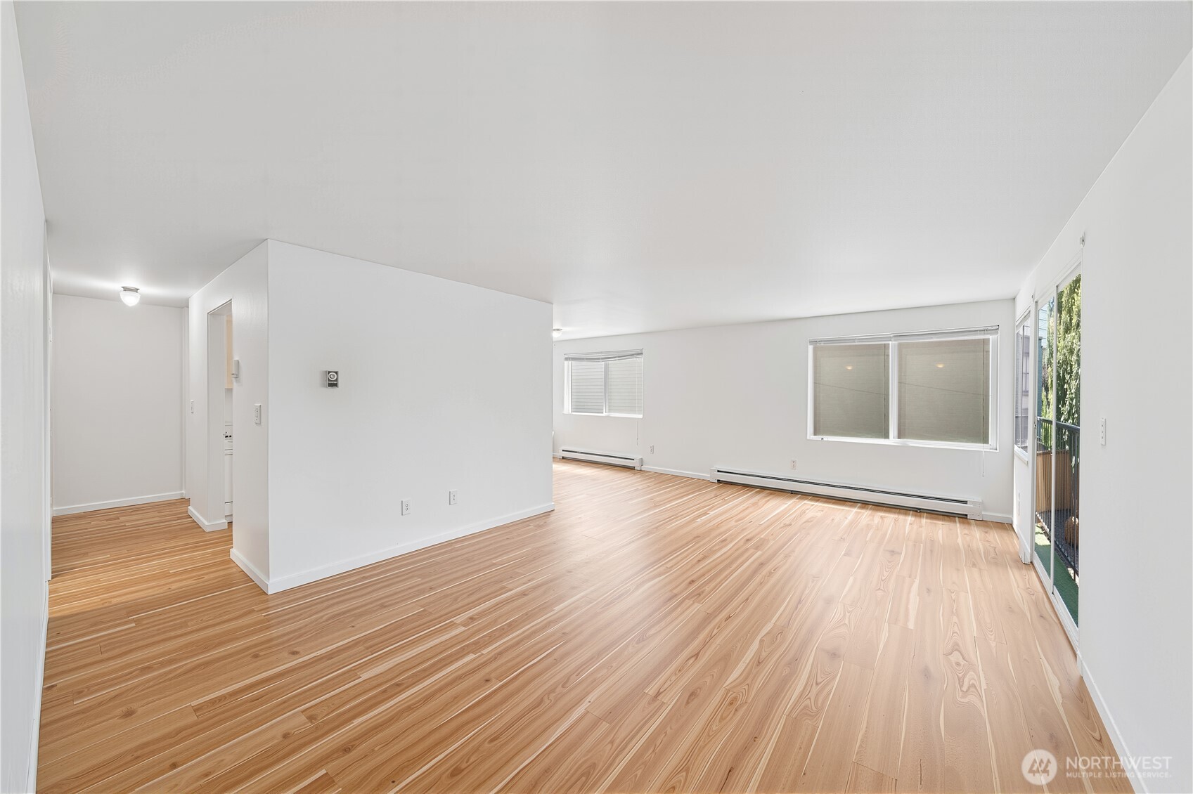 11556 Greenwood Avenue N Unit: 105