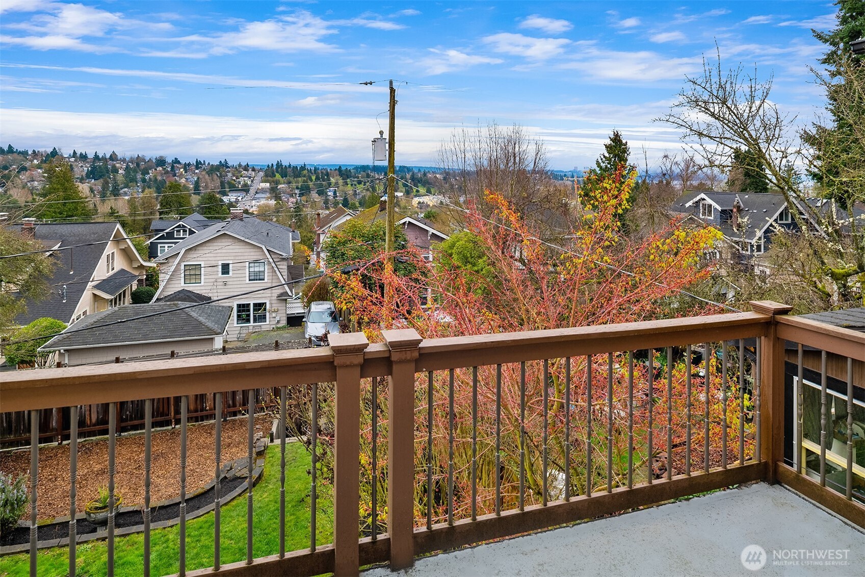 5260 18th Avenue NE