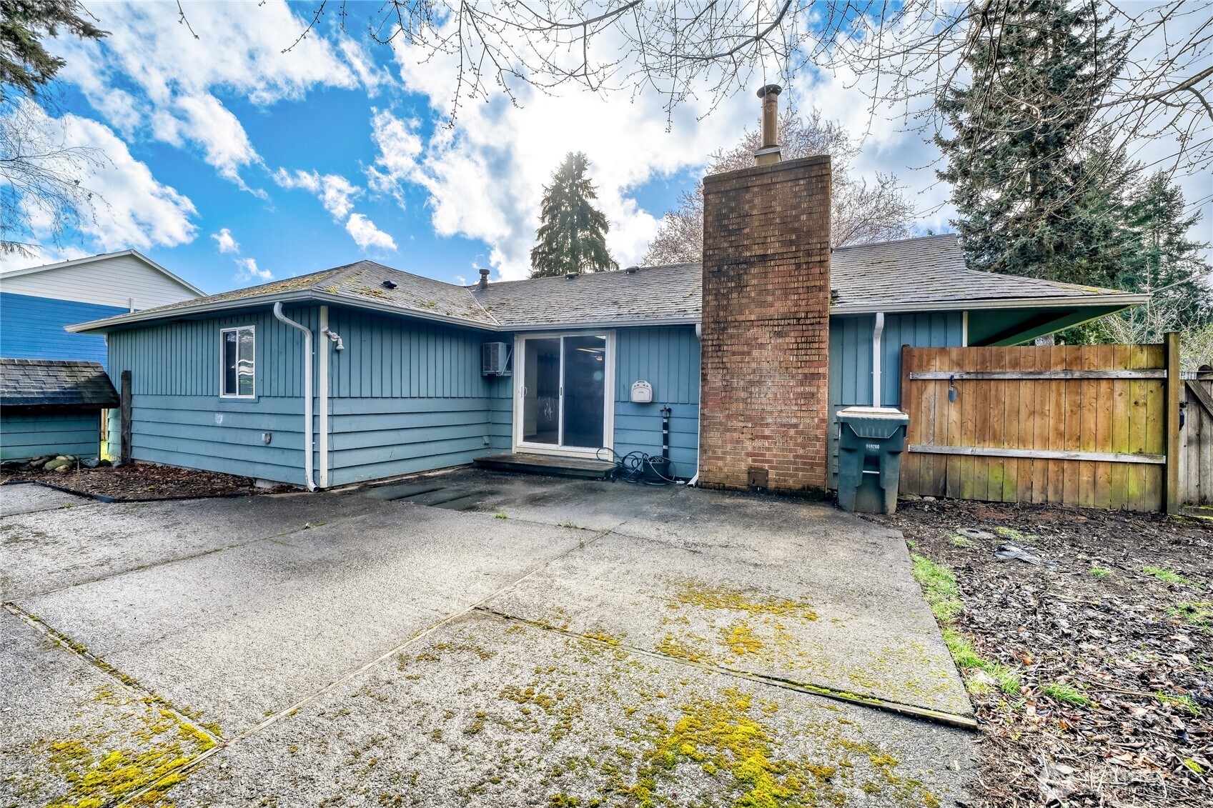 5025 50th Avenue SE
