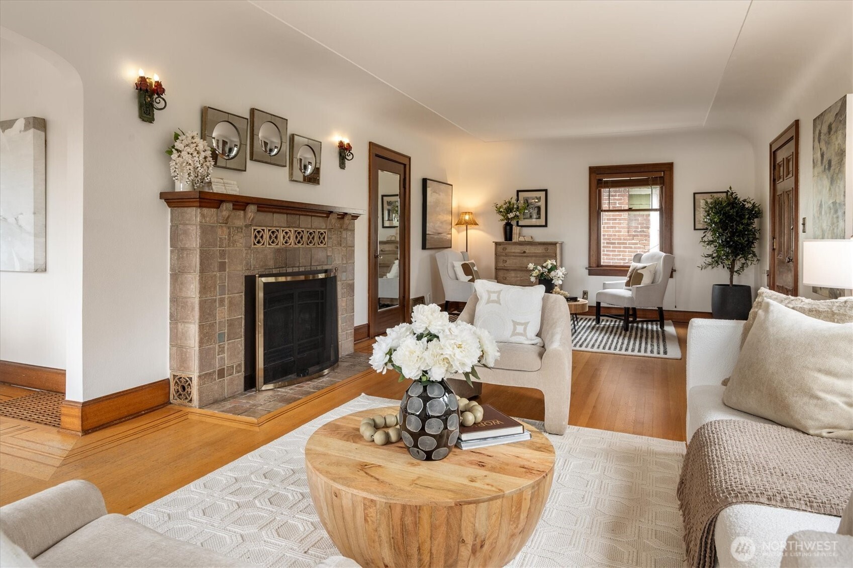 5701 30th Avenue NE