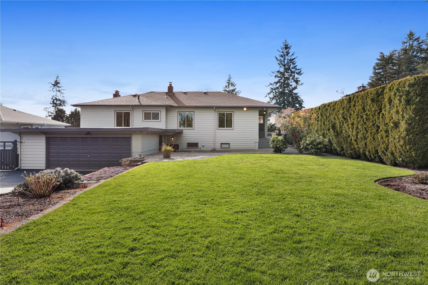 10850 Marine View Drive SW