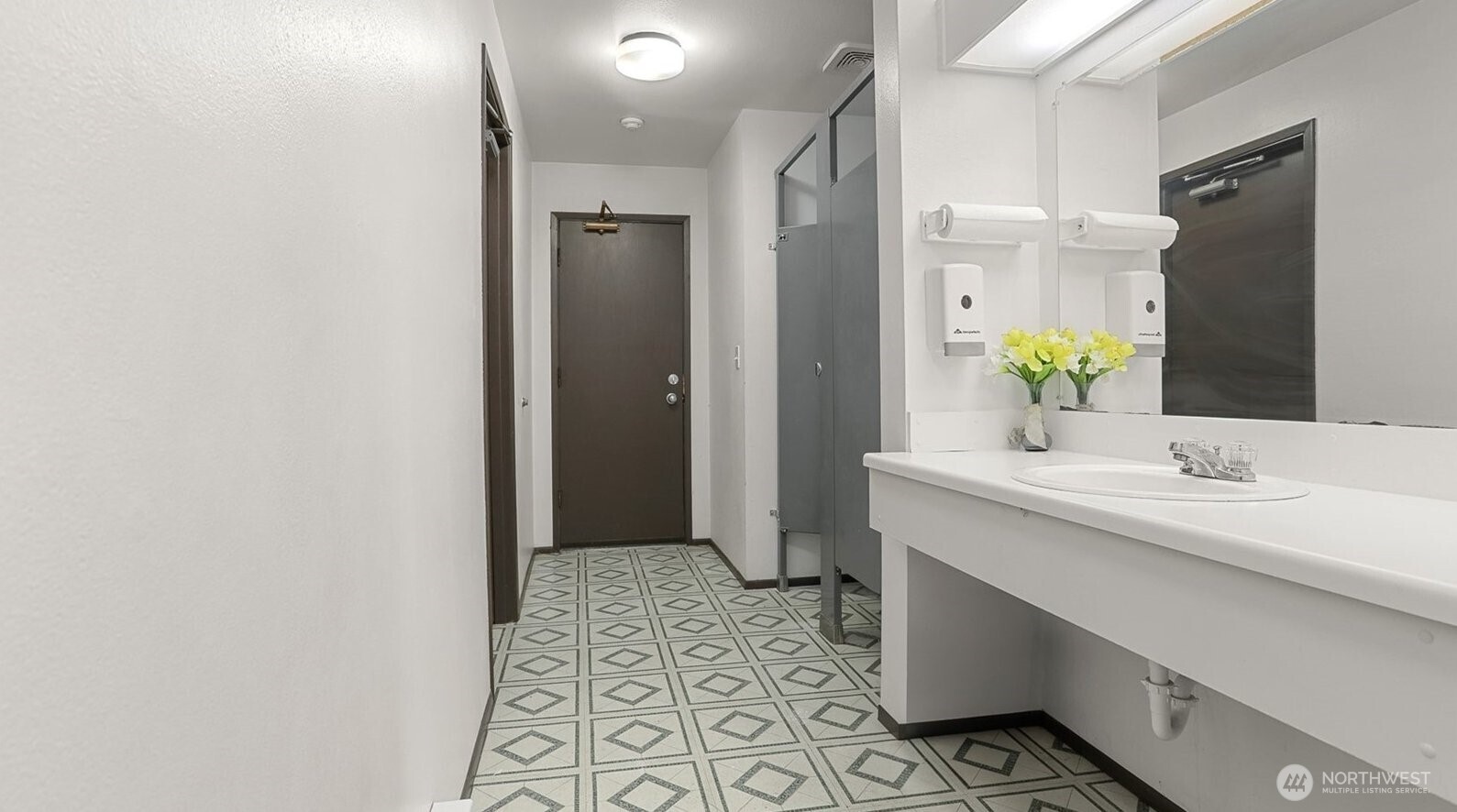 5620 5620 200th Street SW Unit: A101