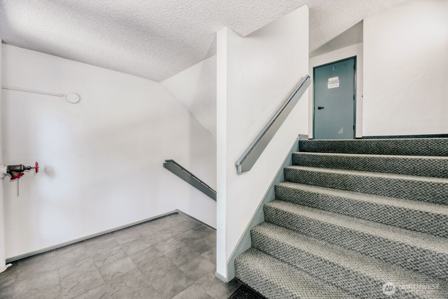 5620 5620 200th Street SW Unit: A101