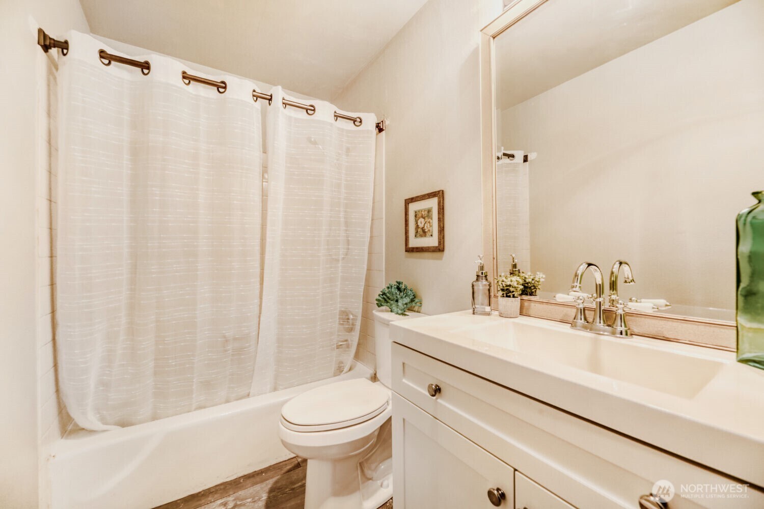 5620 5620 200th Street SW Unit: A101