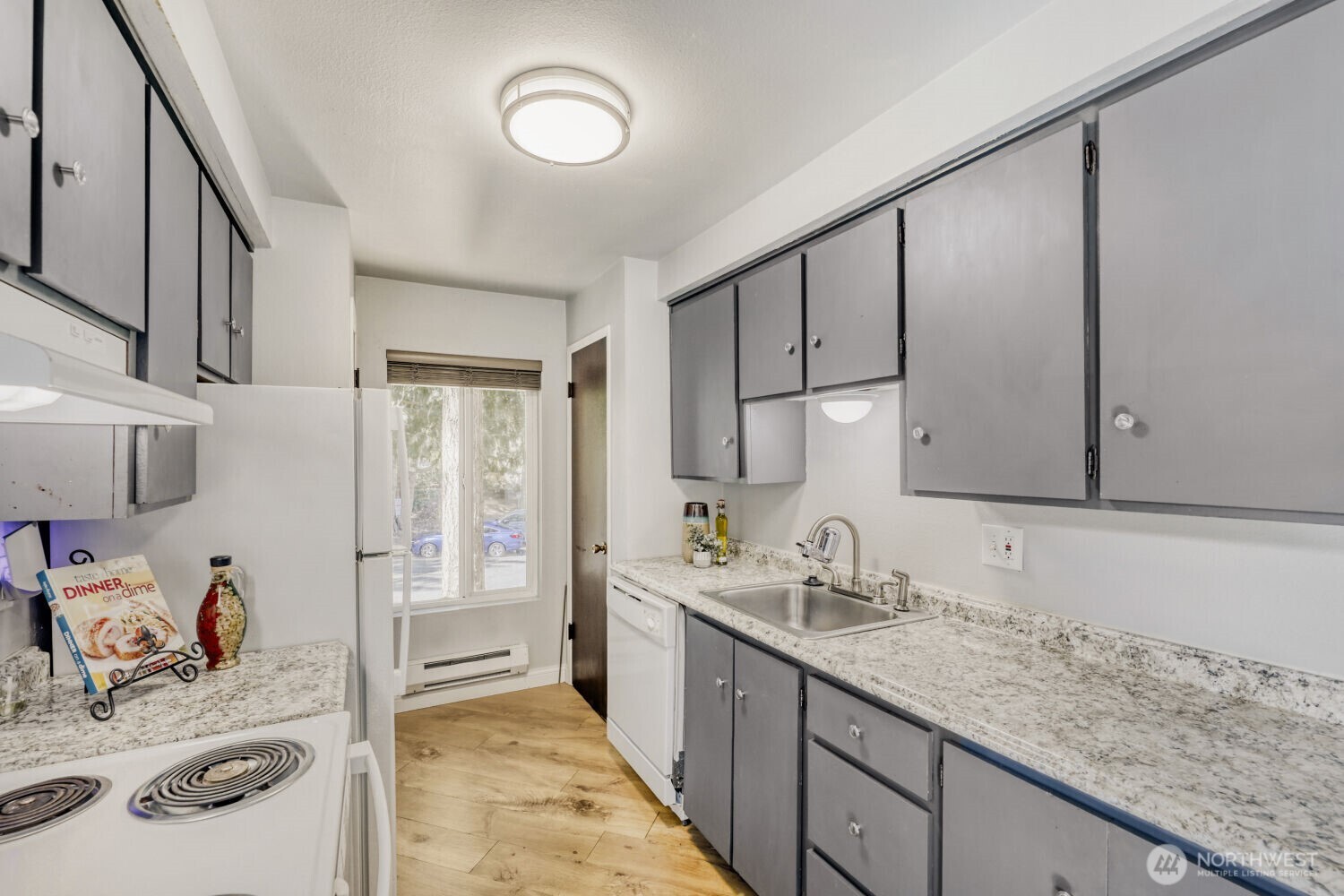 5620 5620 200th Street SW Unit: A101