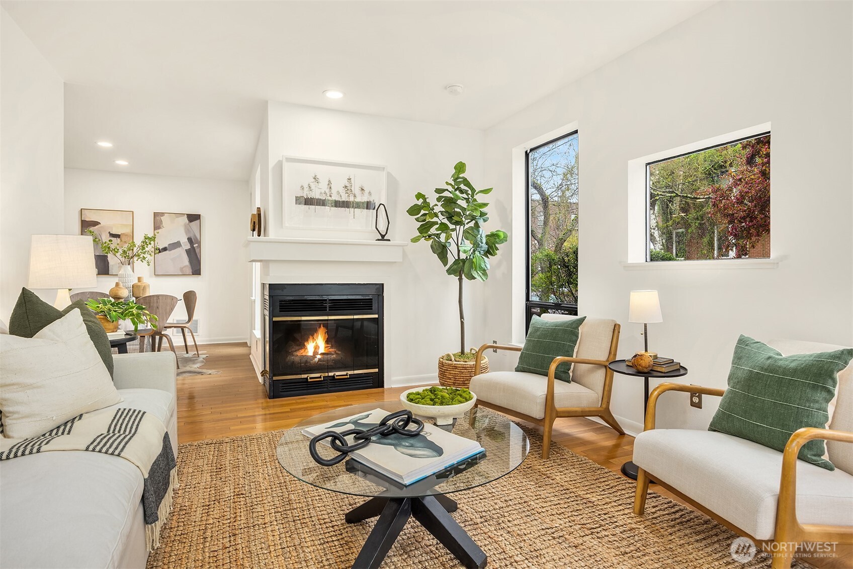 600 Malden Avenue E Unit: 102