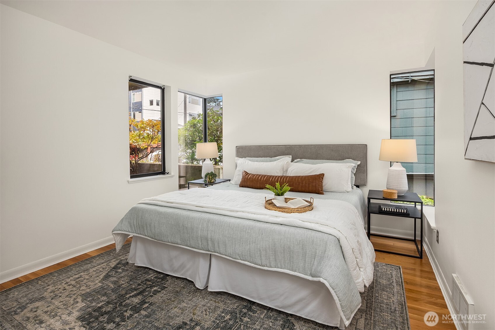 600 Malden Avenue E Unit: 102