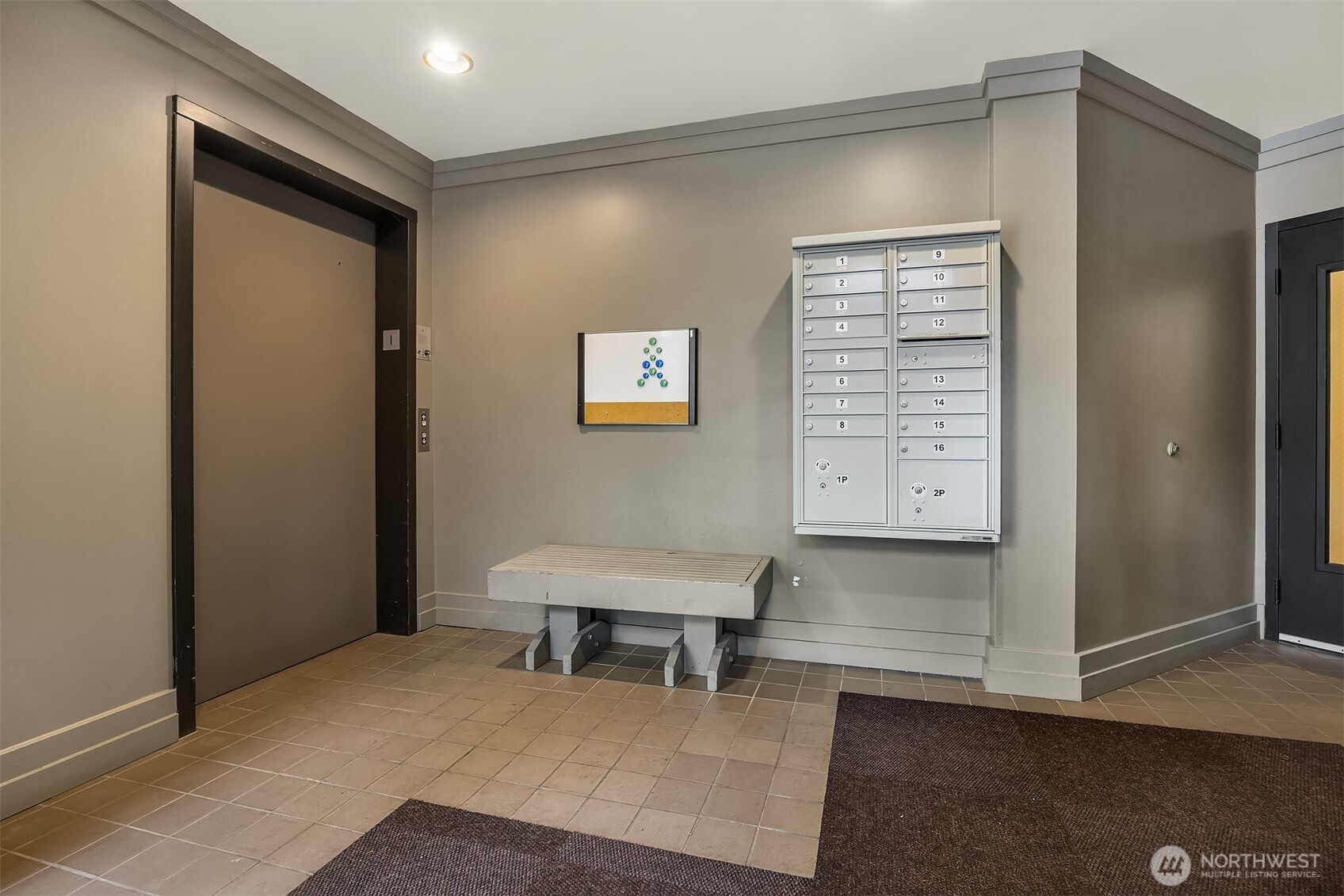 600 Malden Avenue E Unit: 102
