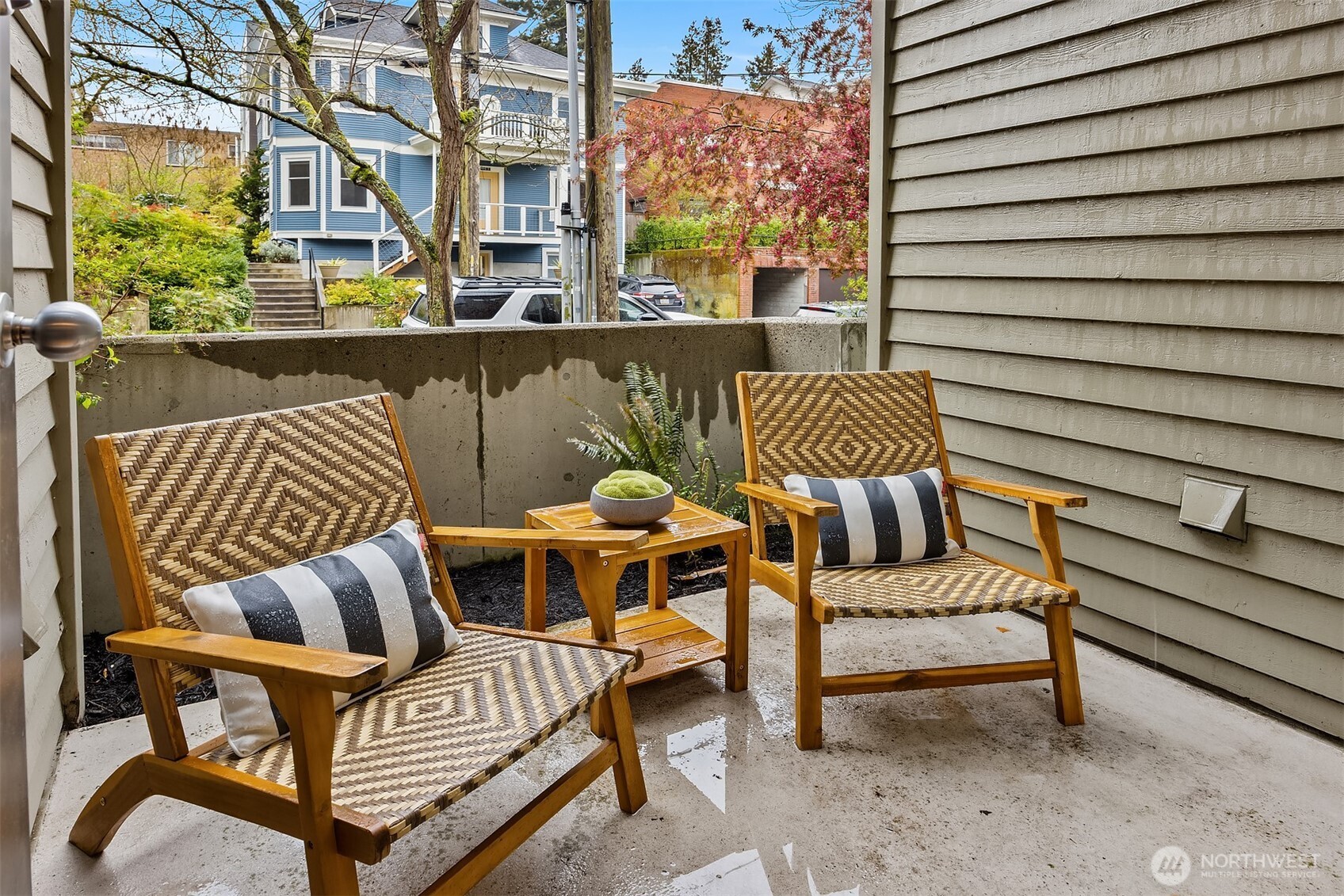600 Malden Avenue E Unit: 102