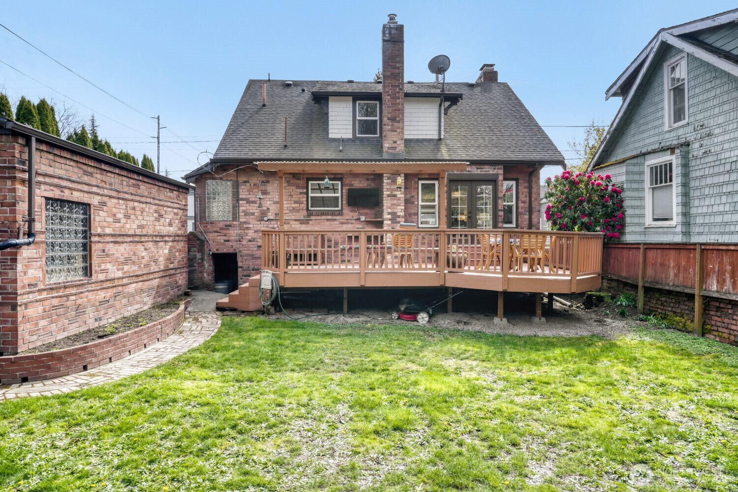 348 NE 57th Street