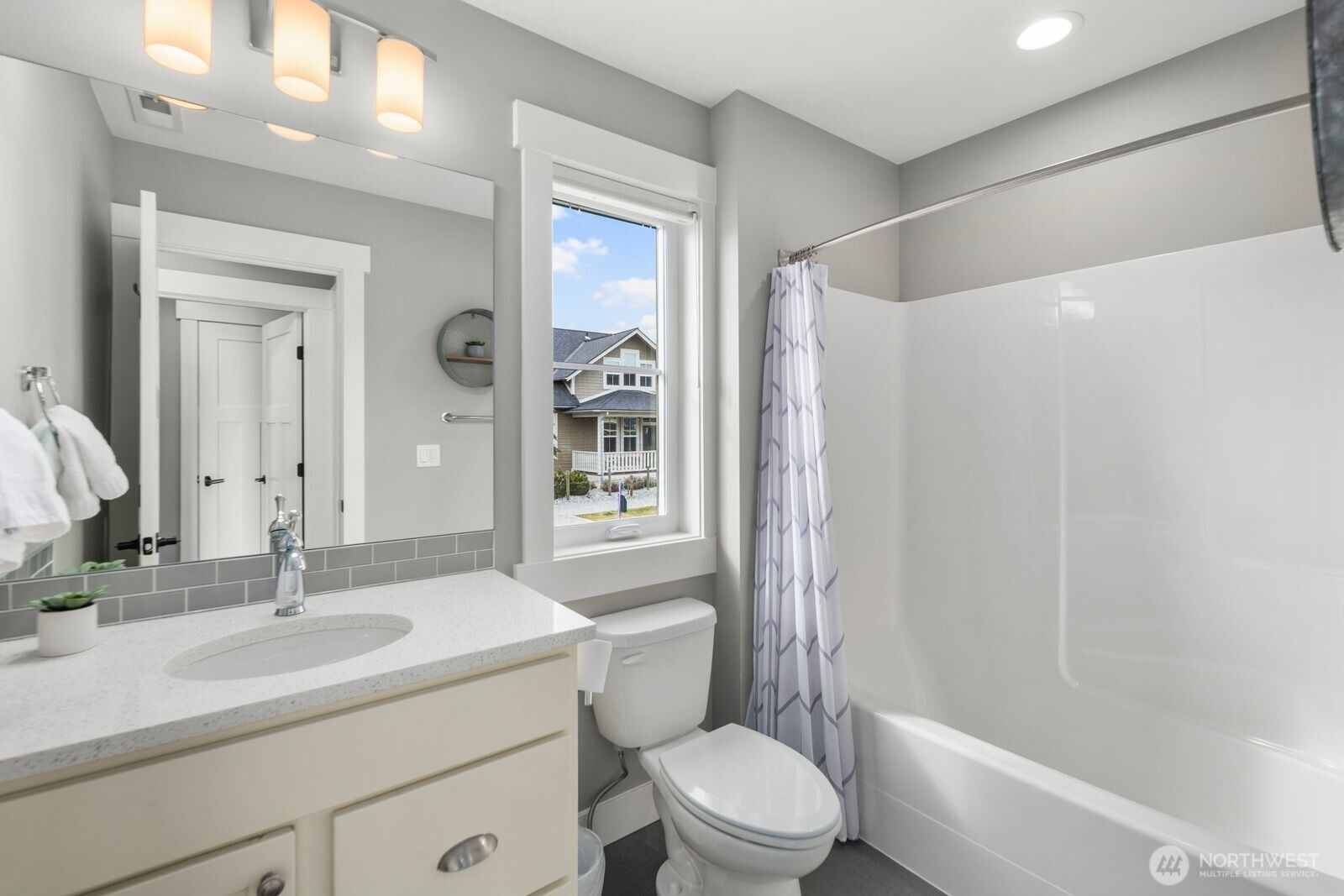 298 Bobcat Lane
