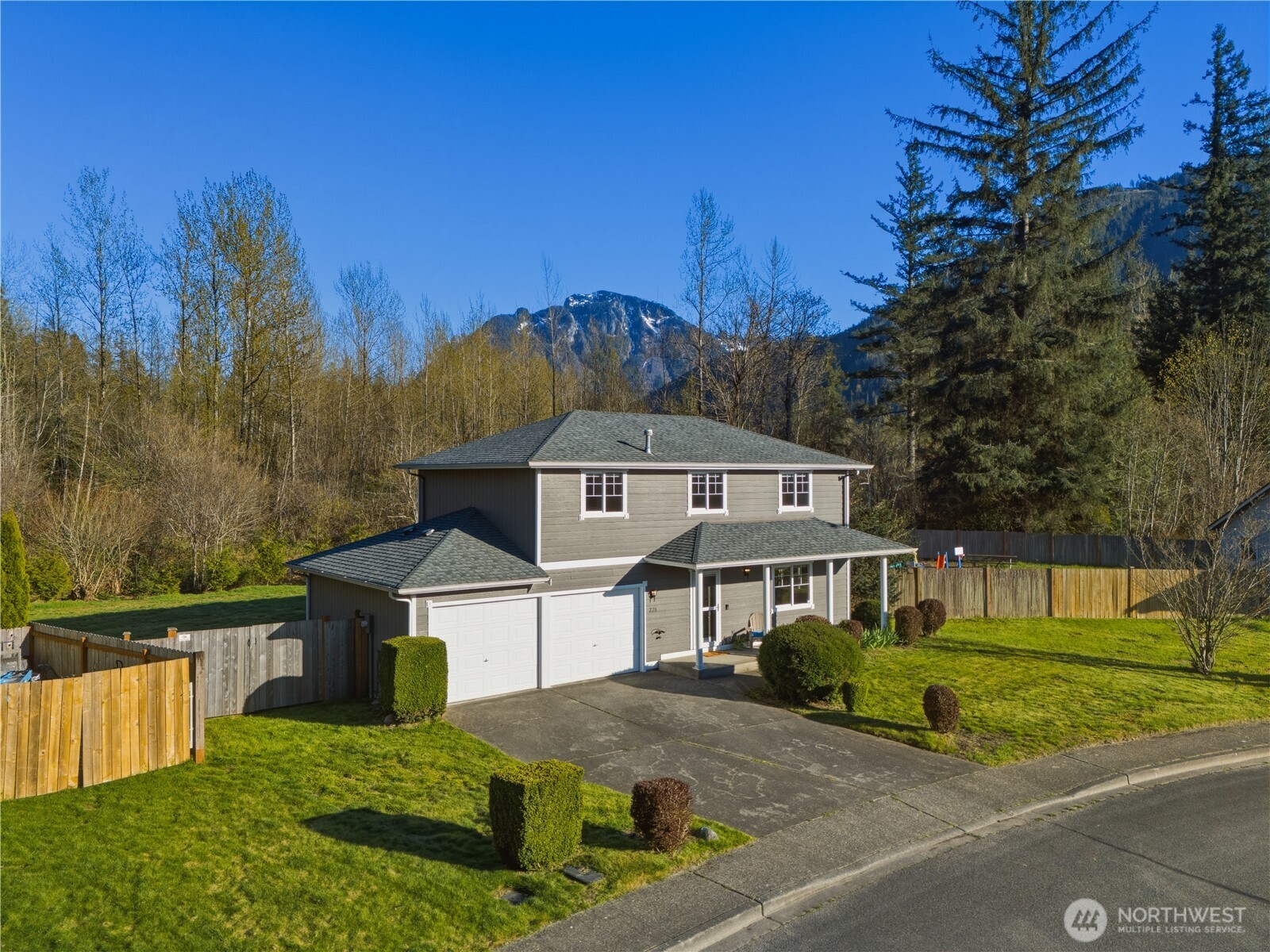228 Amanda Avenue