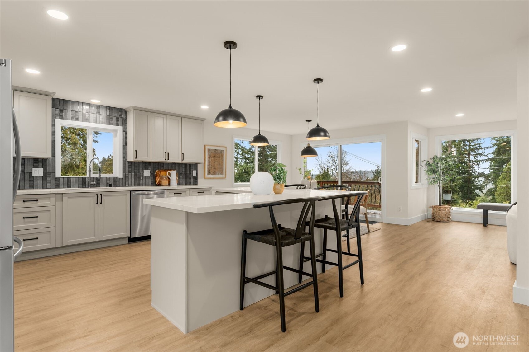 7017 NE 155th Place