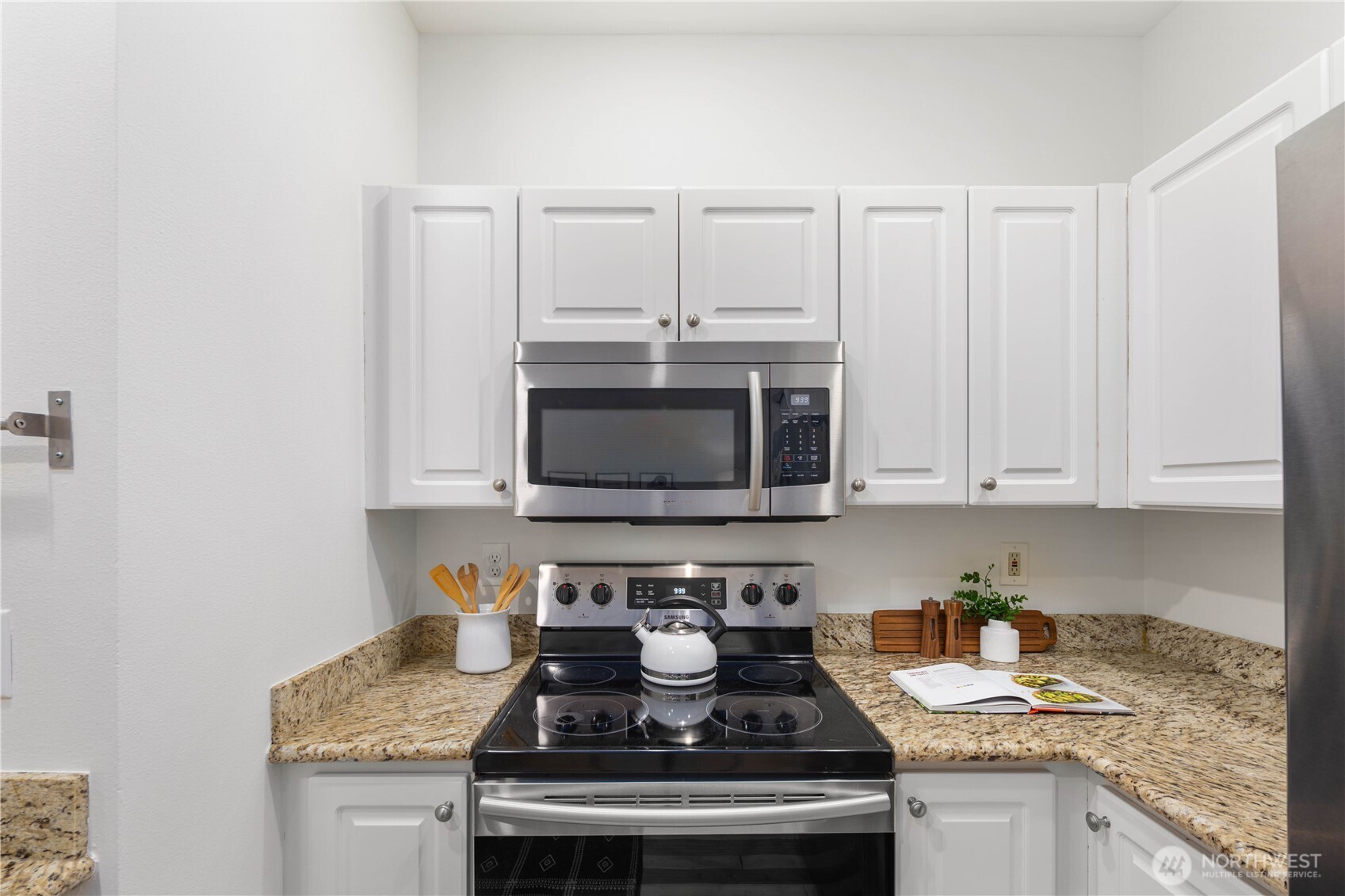 2415 2nd Avenue Unit: 349