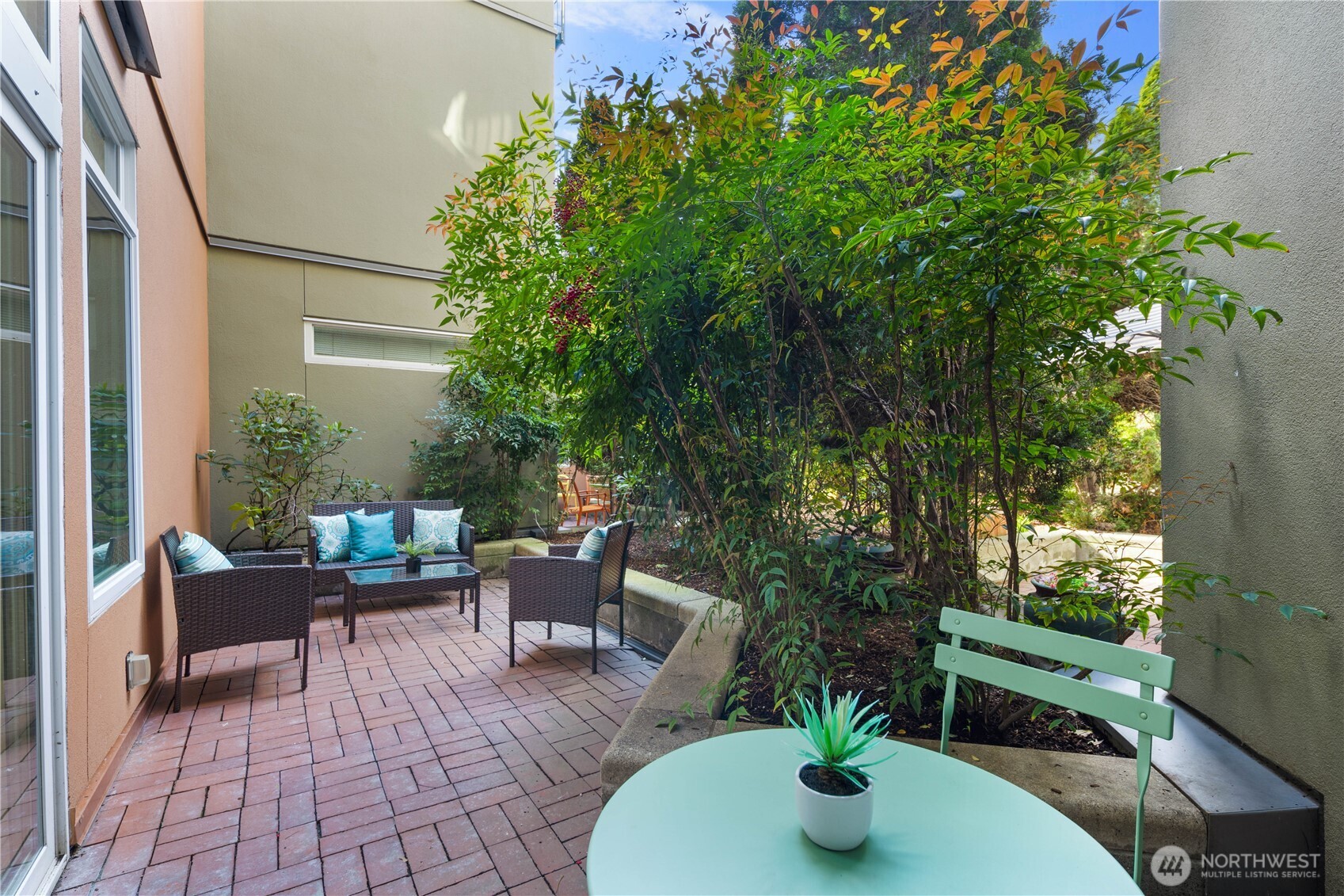 2415 2nd Avenue Unit: 349