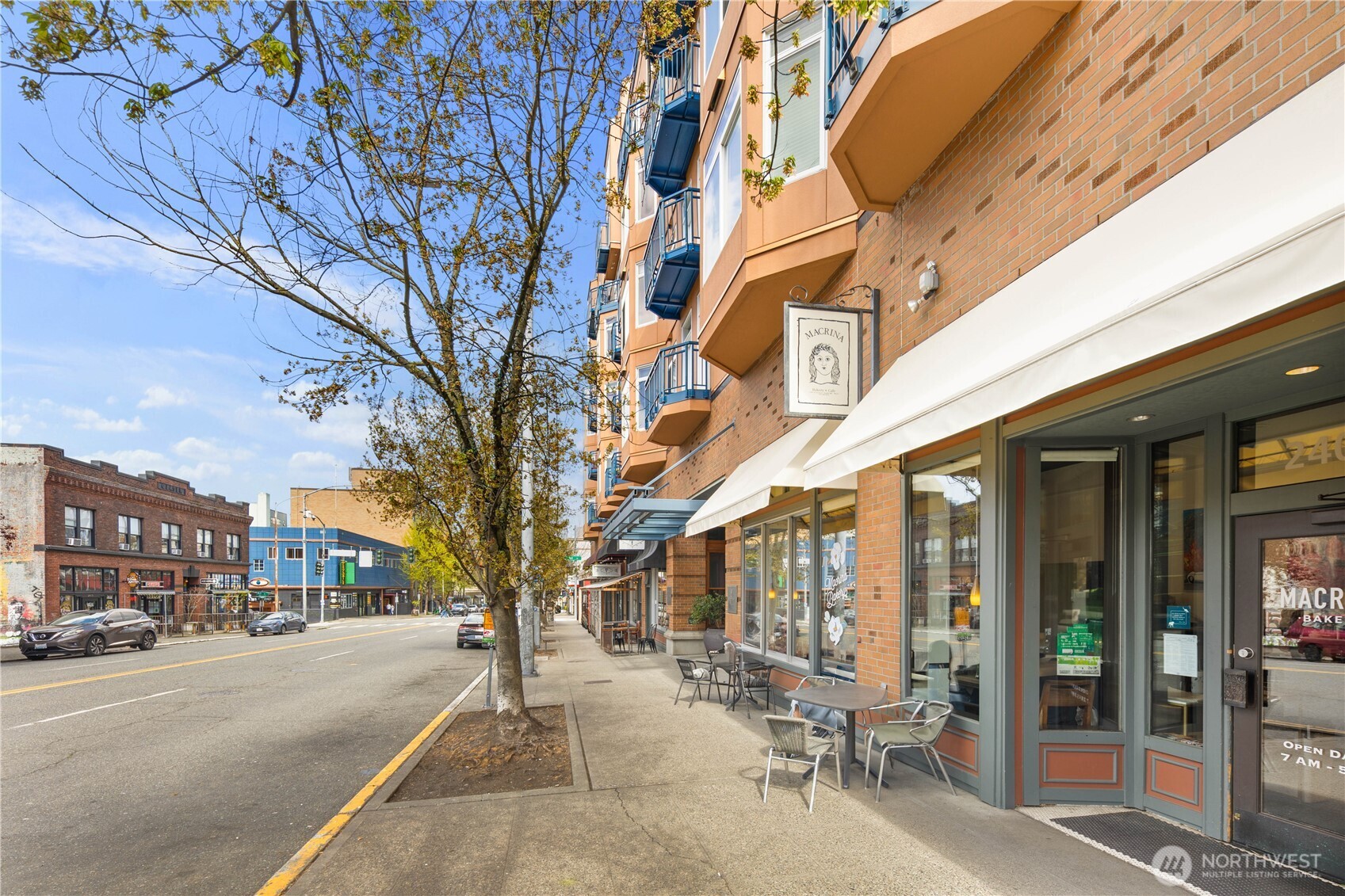 2415 2nd Avenue Unit: 349