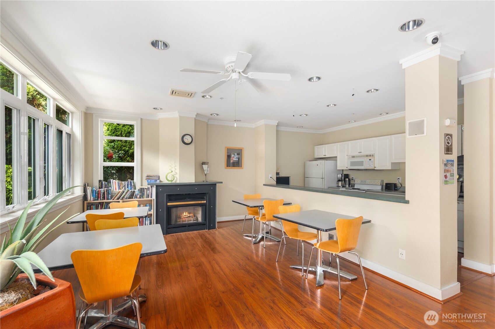 2415 2nd Avenue Unit: 349