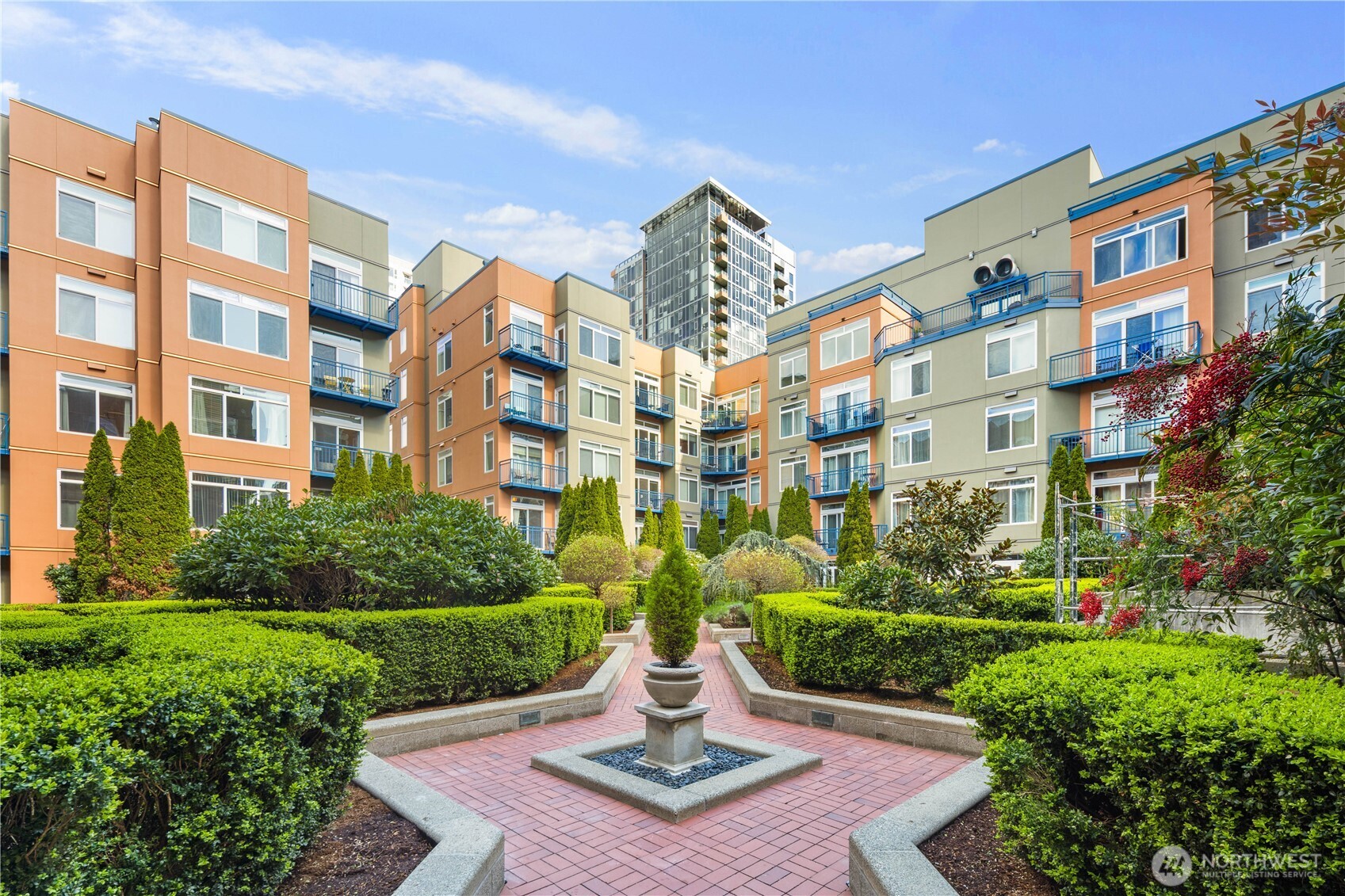 2415 2nd Avenue Unit: 349